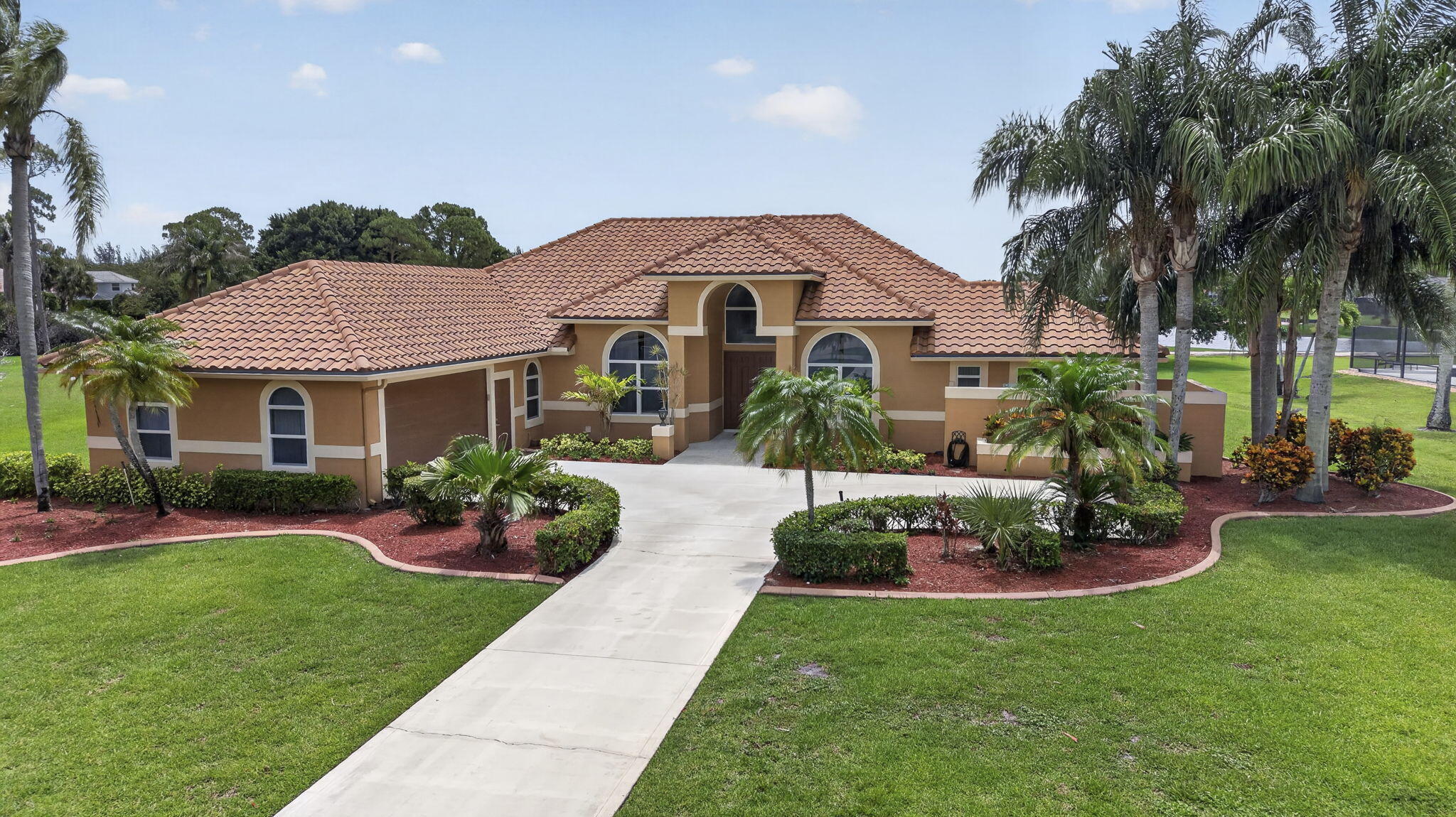 STONEWAL ESTATES - Residential