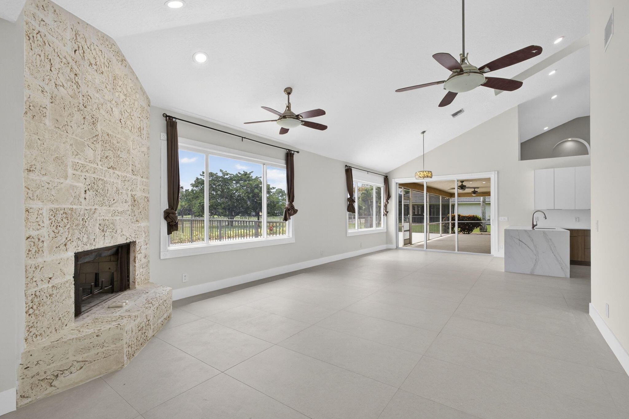 STONEWAL ESTATES - Residential