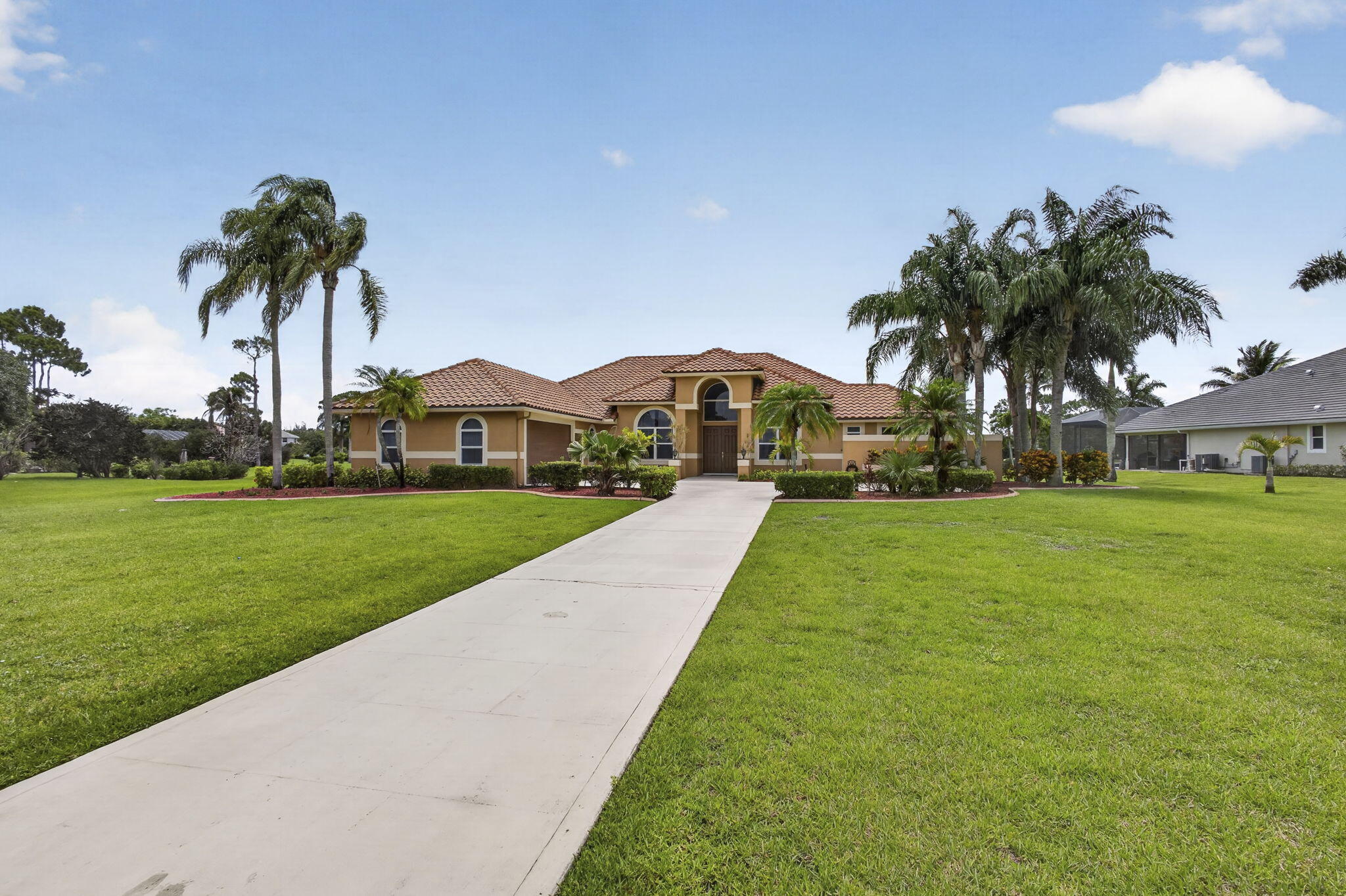 STONEWAL ESTATES - Residential