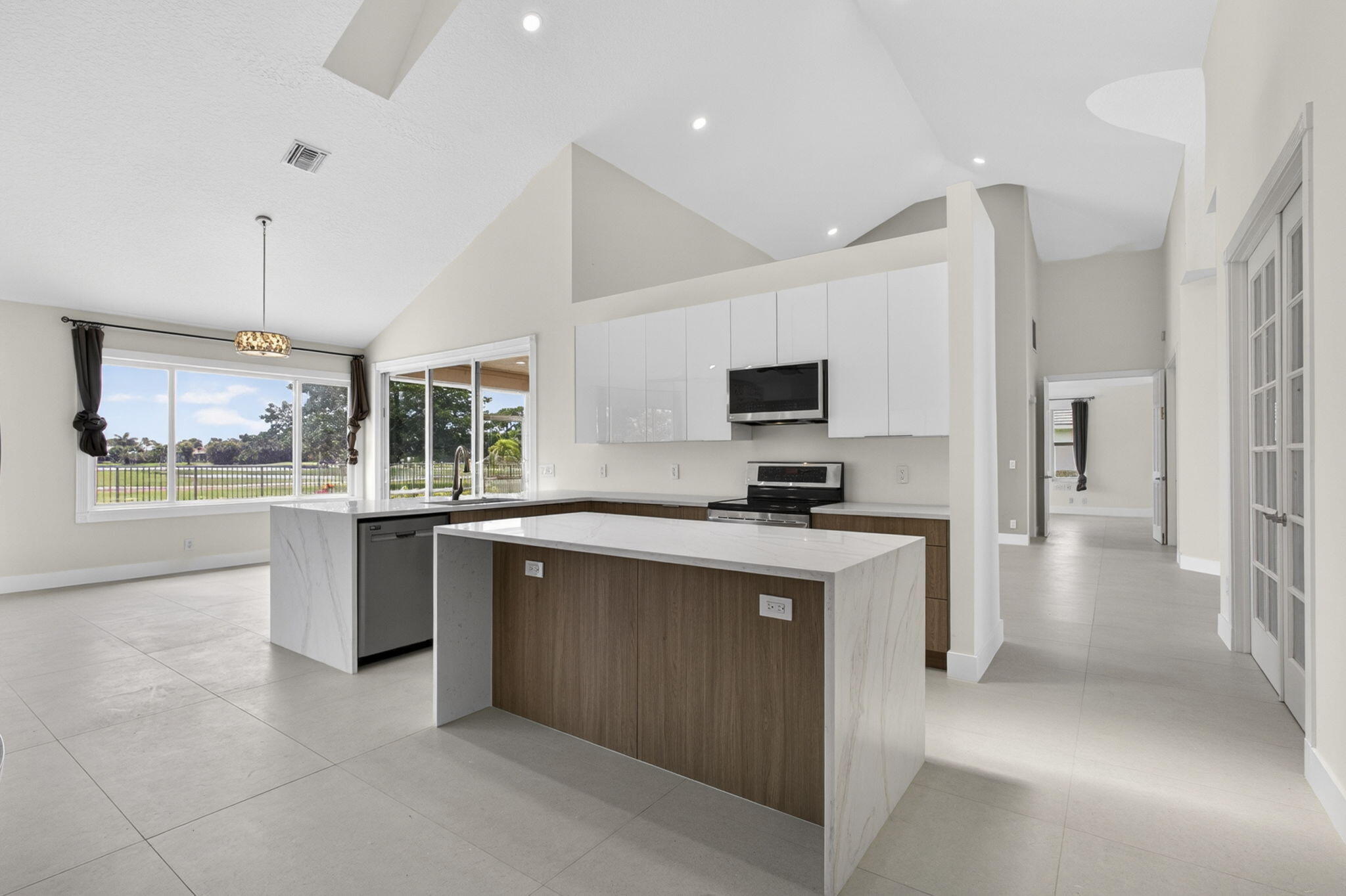 STONEWAL ESTATES - Residential