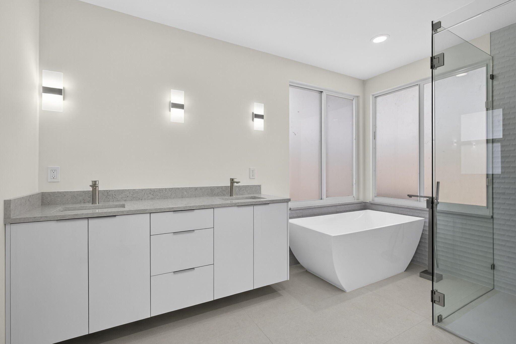 STONEWAL ESTATES - Residential
