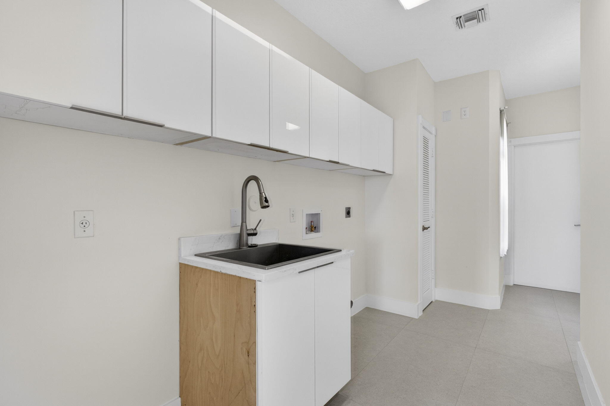 STONEWAL ESTATES - Residential