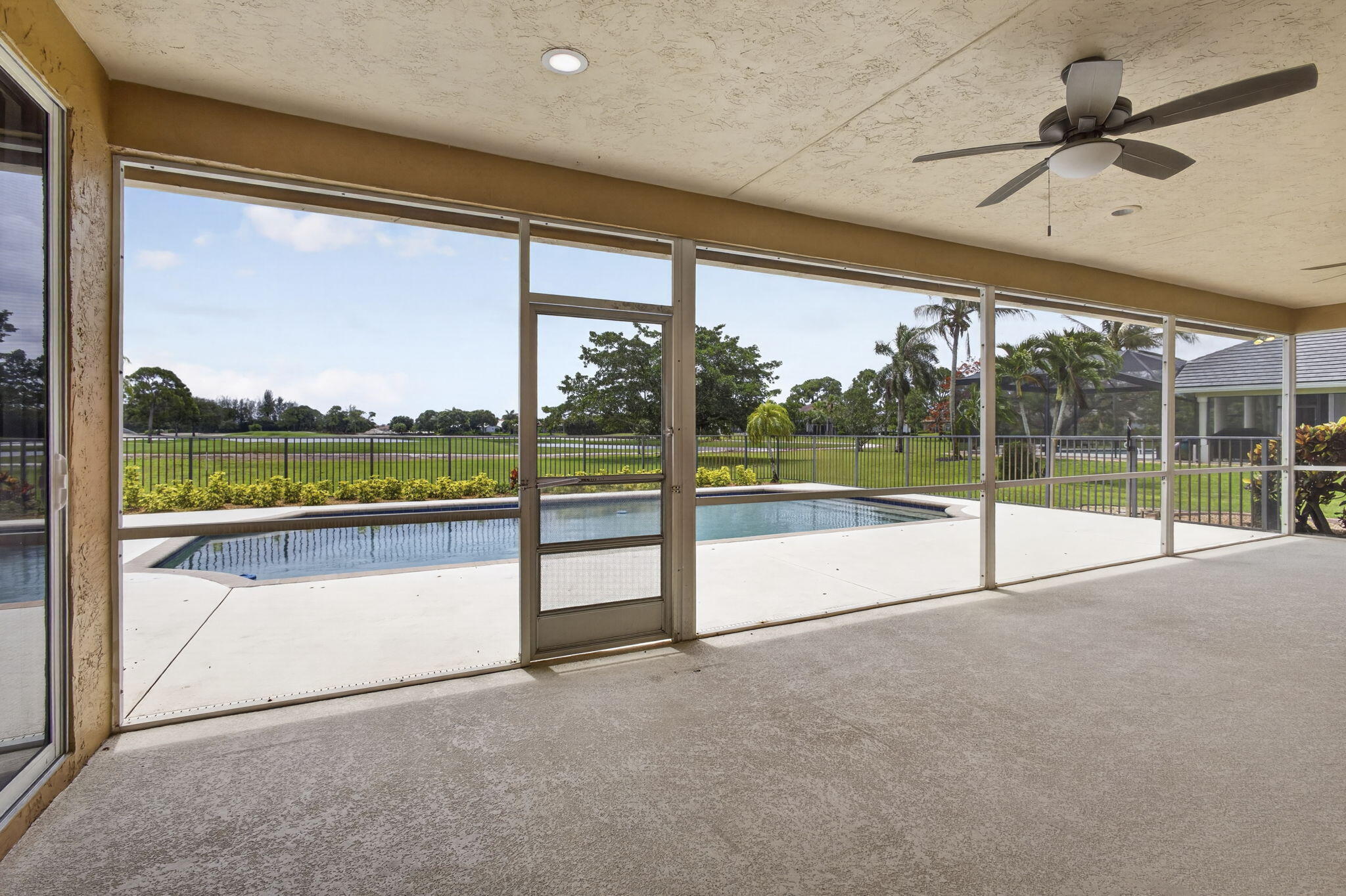 STONEWAL ESTATES - Residential