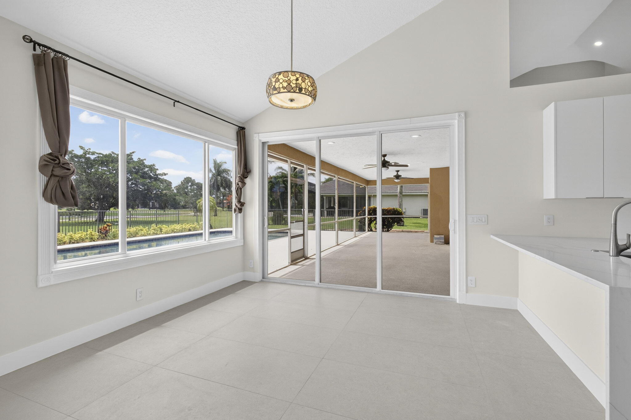 STONEWAL ESTATES - Residential