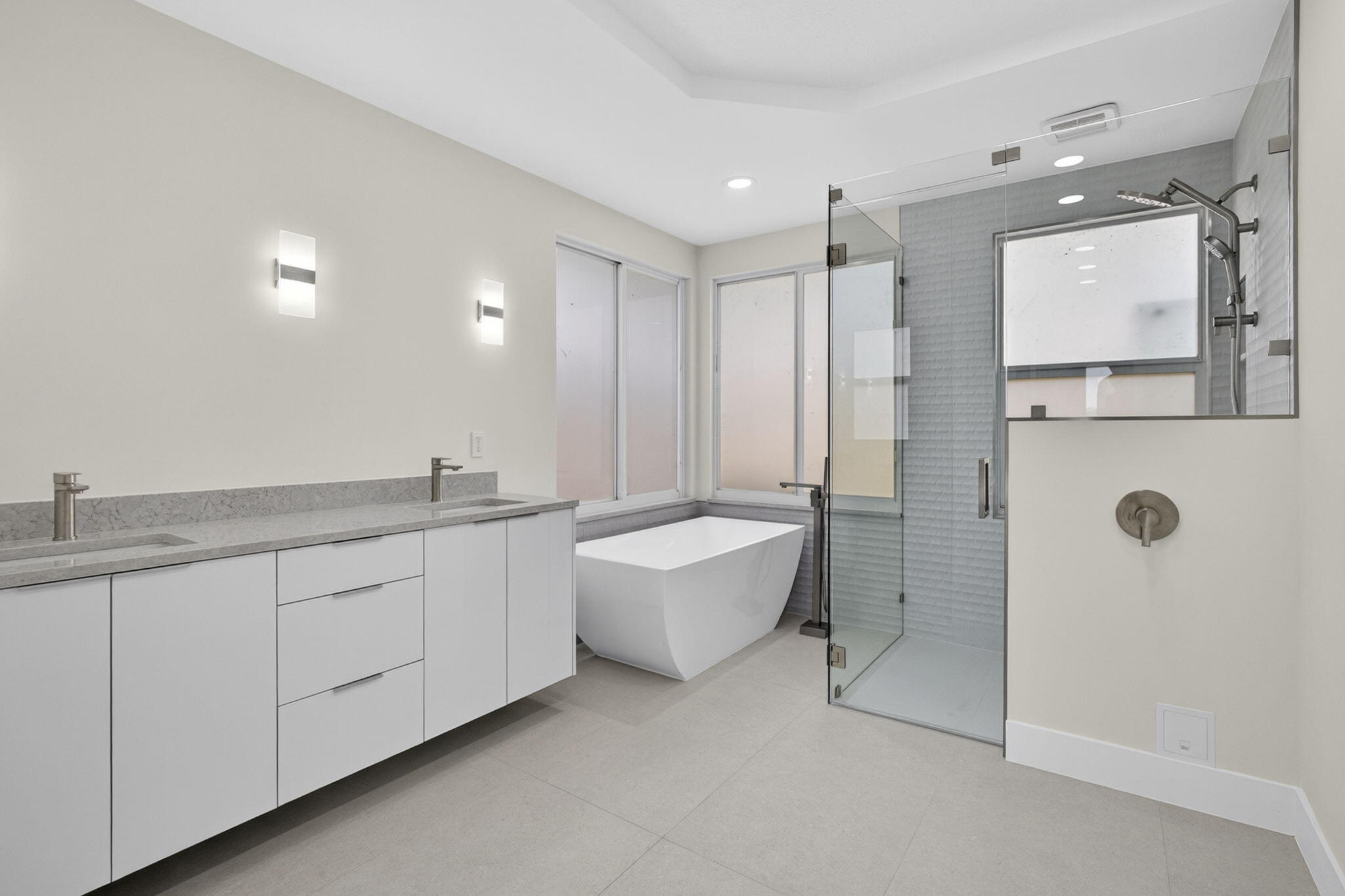 STONEWAL ESTATES - Residential