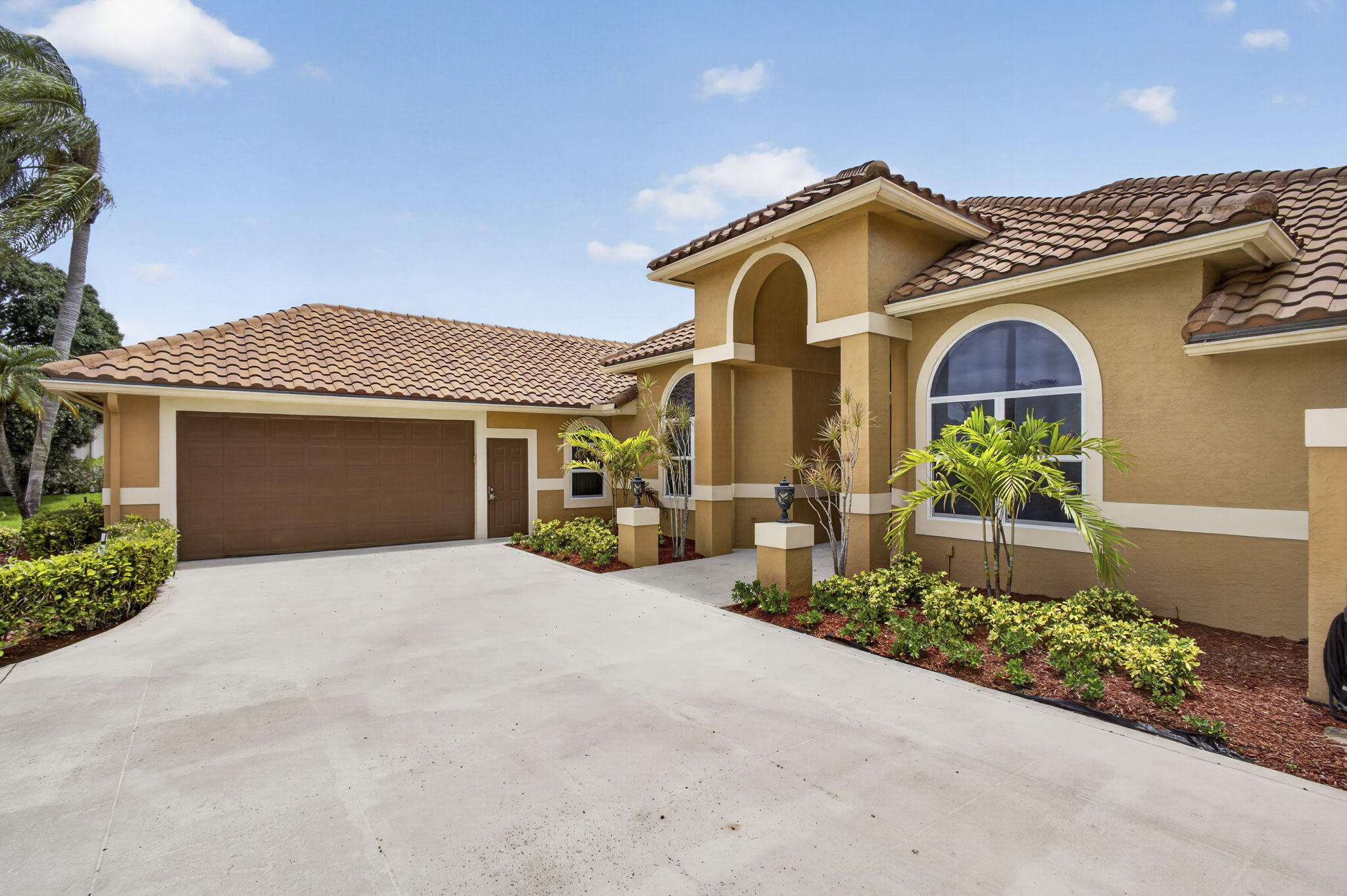 STONEWAL ESTATES - Residential