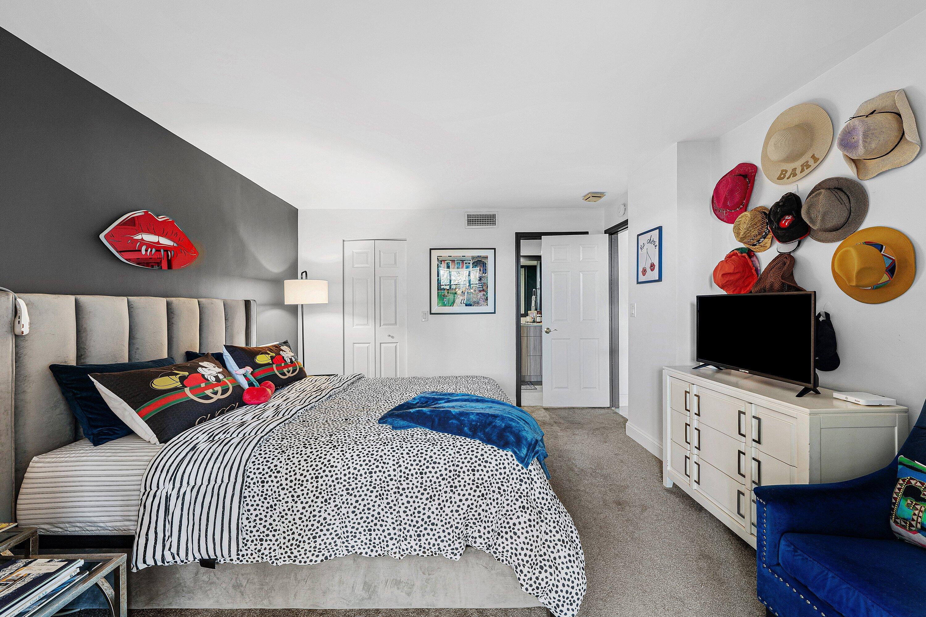 PORTA BELLA  SOUTHWEST CONDO AS - Residential
