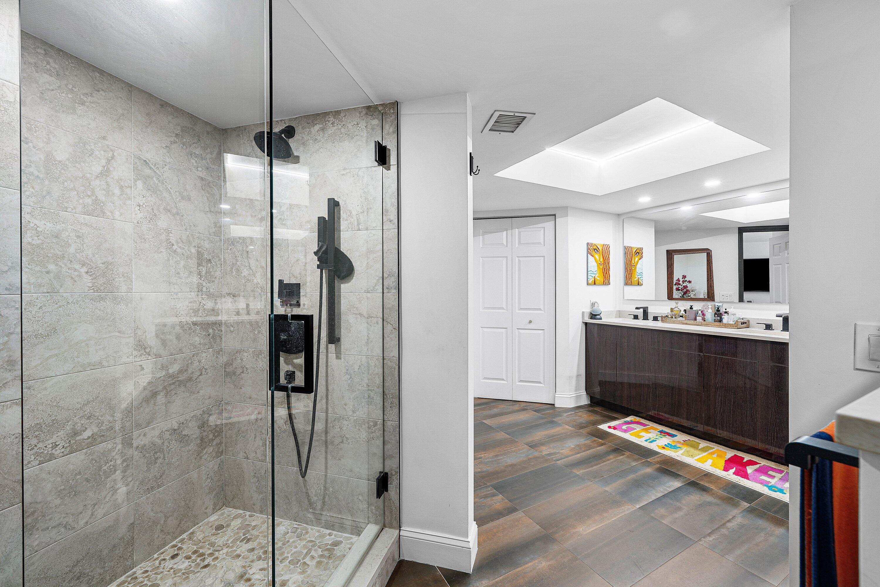 PORTA BELLA  SOUTHWEST CONDO AS - Residential