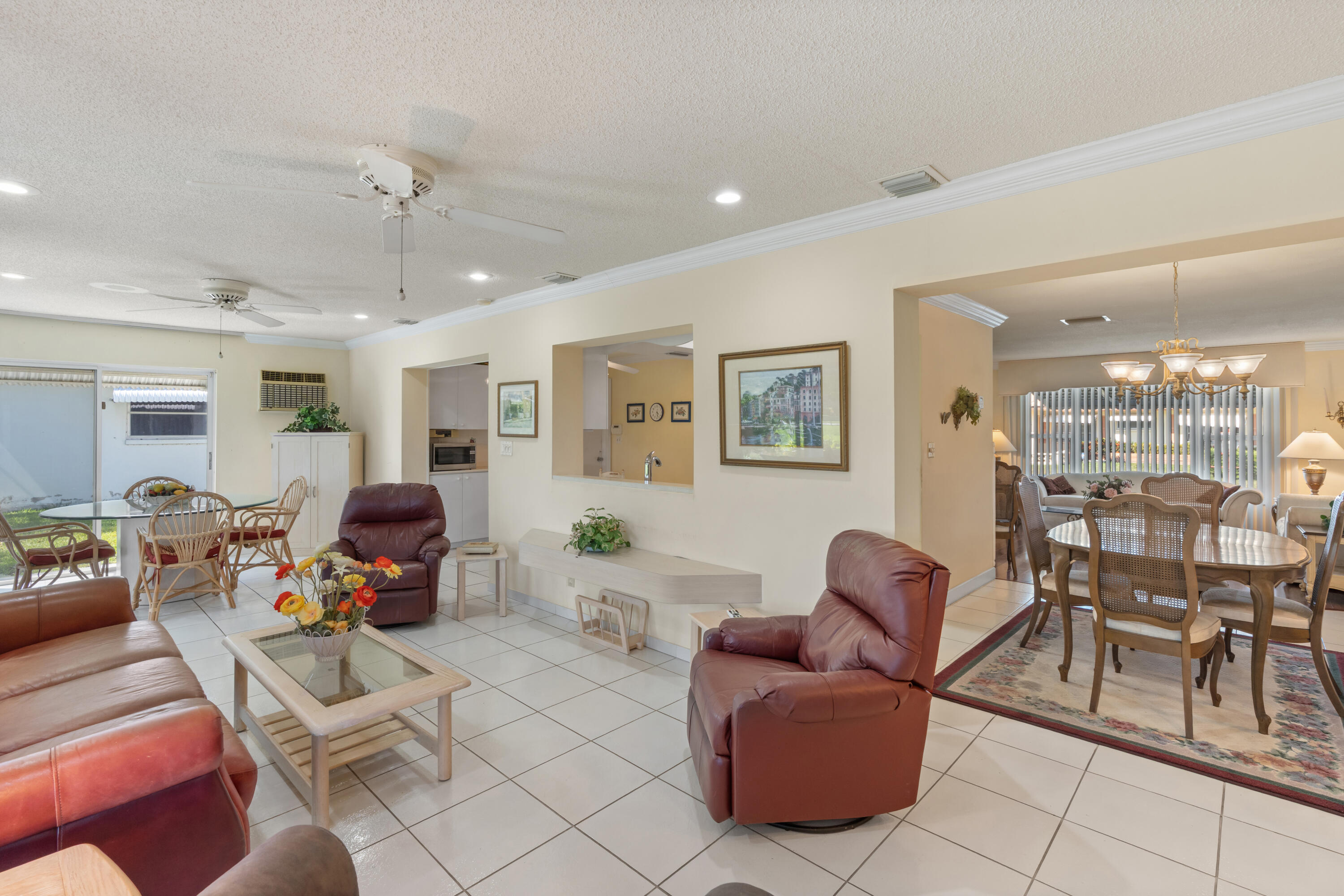 MAINLANDS OF TAMARAC LAKES - Residential