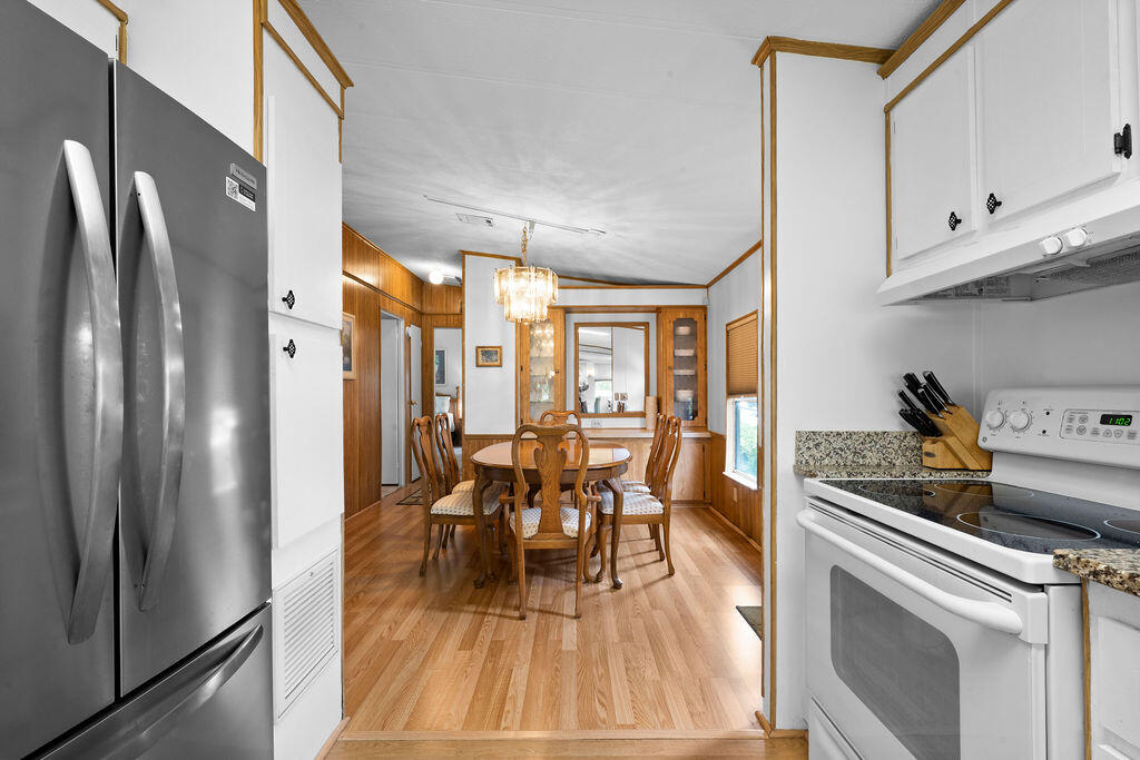 CAMBRIDGE AT HERITAGE RIDGE - Residential Lease