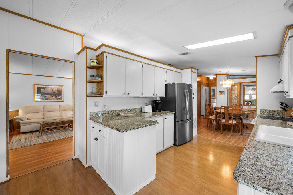 CAMBRIDGE AT HERITAGE RIDGE - Residential Lease