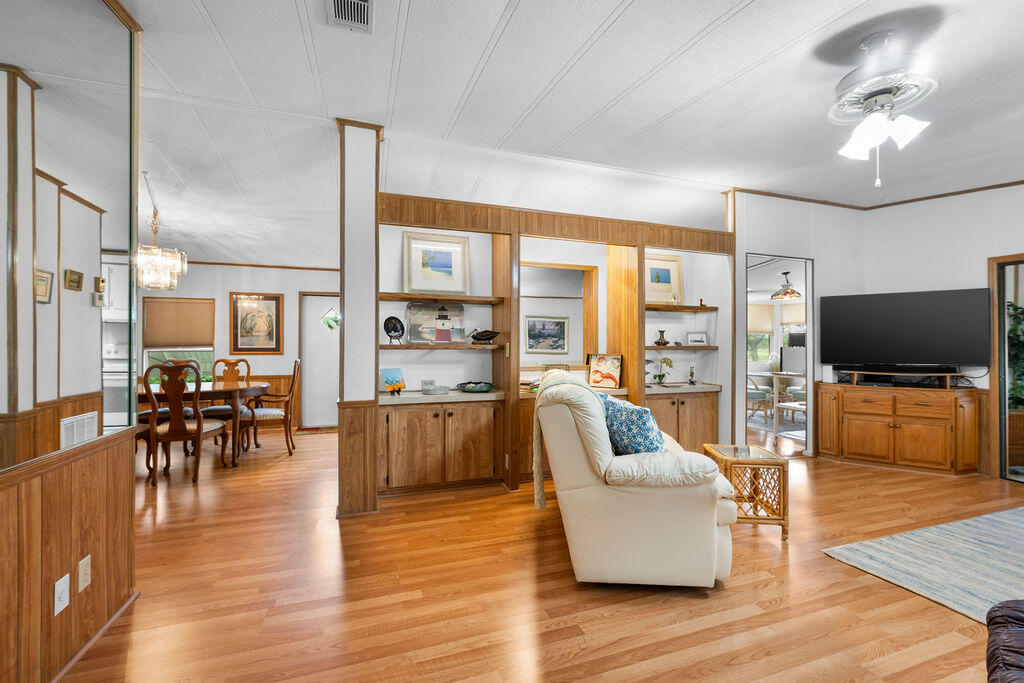 CAMBRIDGE AT HERITAGE RIDGE - Residential Lease