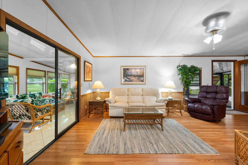 CAMBRIDGE AT HERITAGE RIDGE - Residential Lease