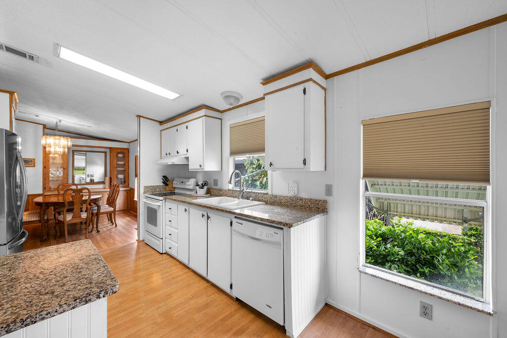 CAMBRIDGE AT HERITAGE RIDGE - Residential Lease
