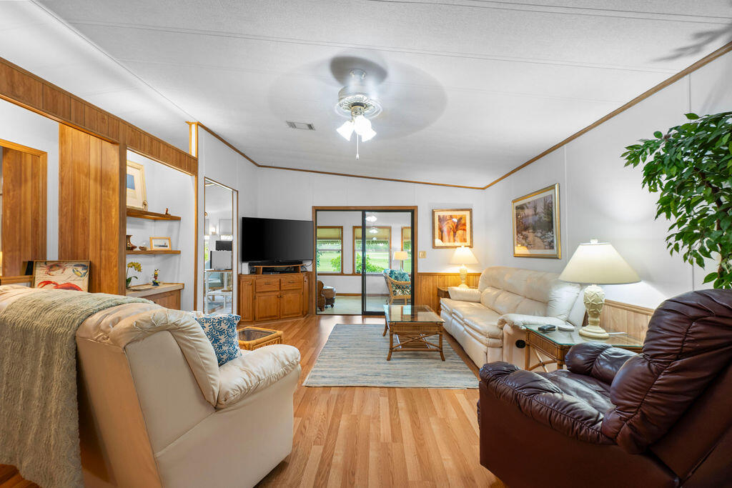 CAMBRIDGE AT HERITAGE RIDGE - Residential Lease