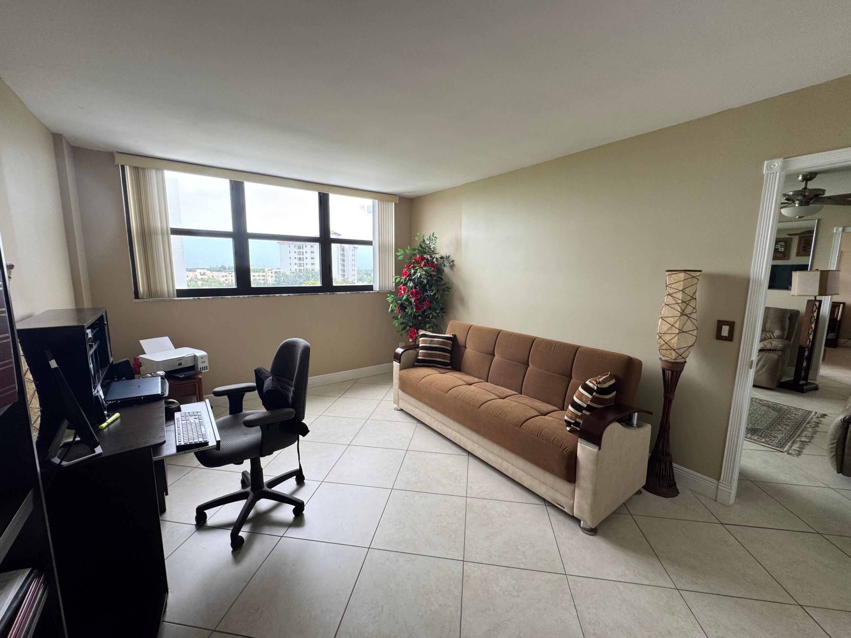 GEMINI CONDO - Residential