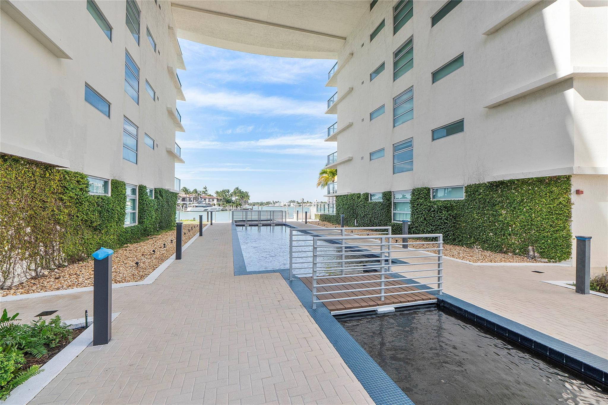 Peloro - Residential