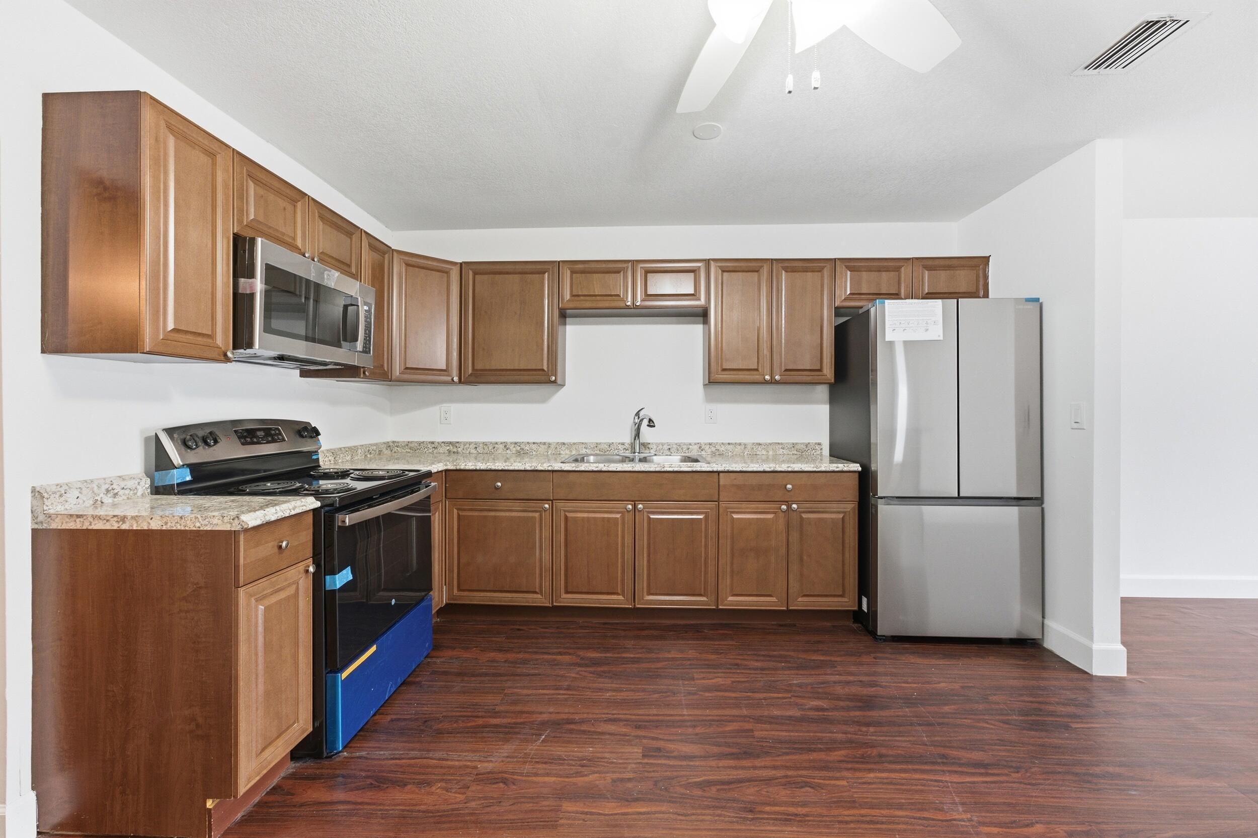 ROAN COURT IN - Residential Lease