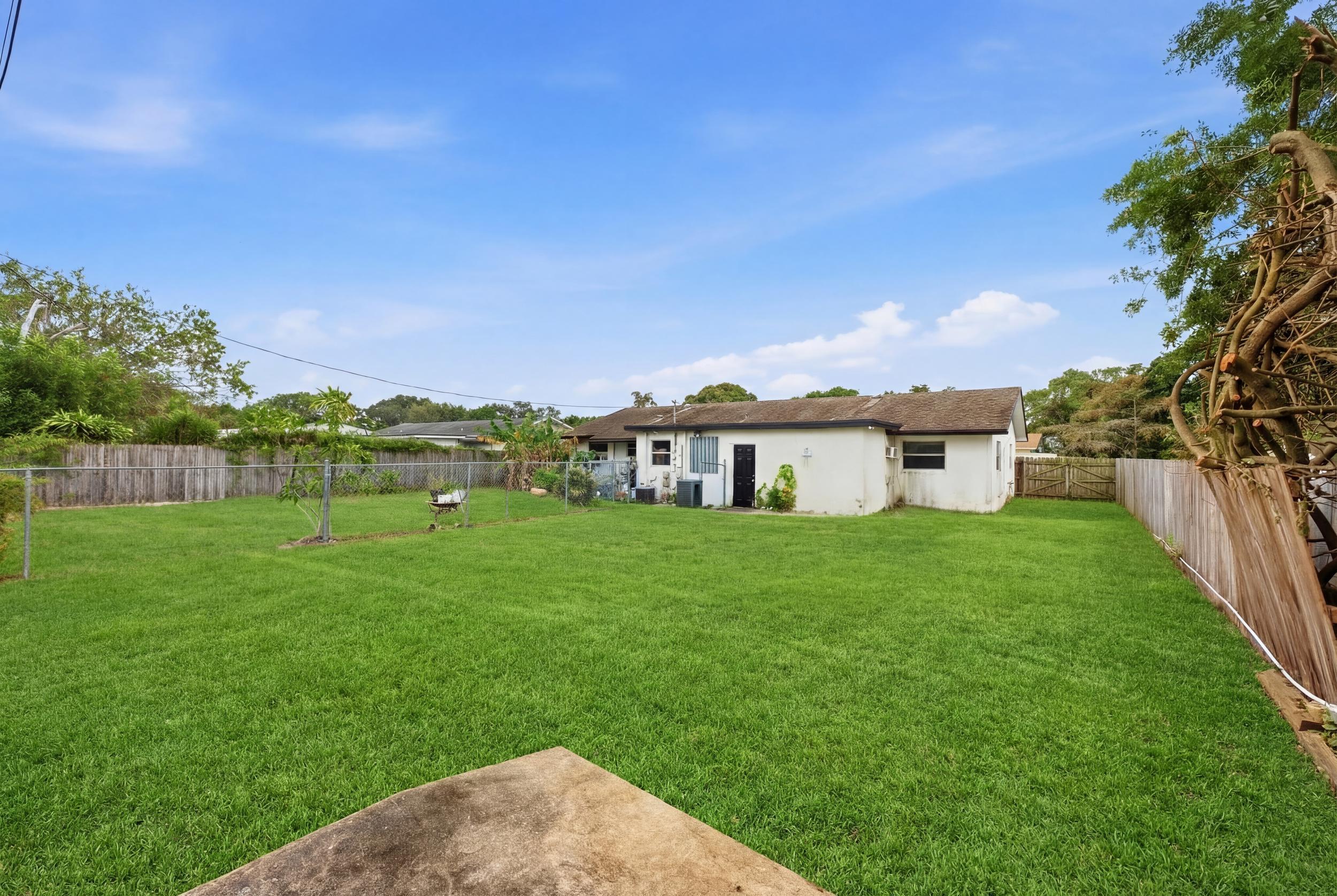 ROAN COURT IN - Residential Lease