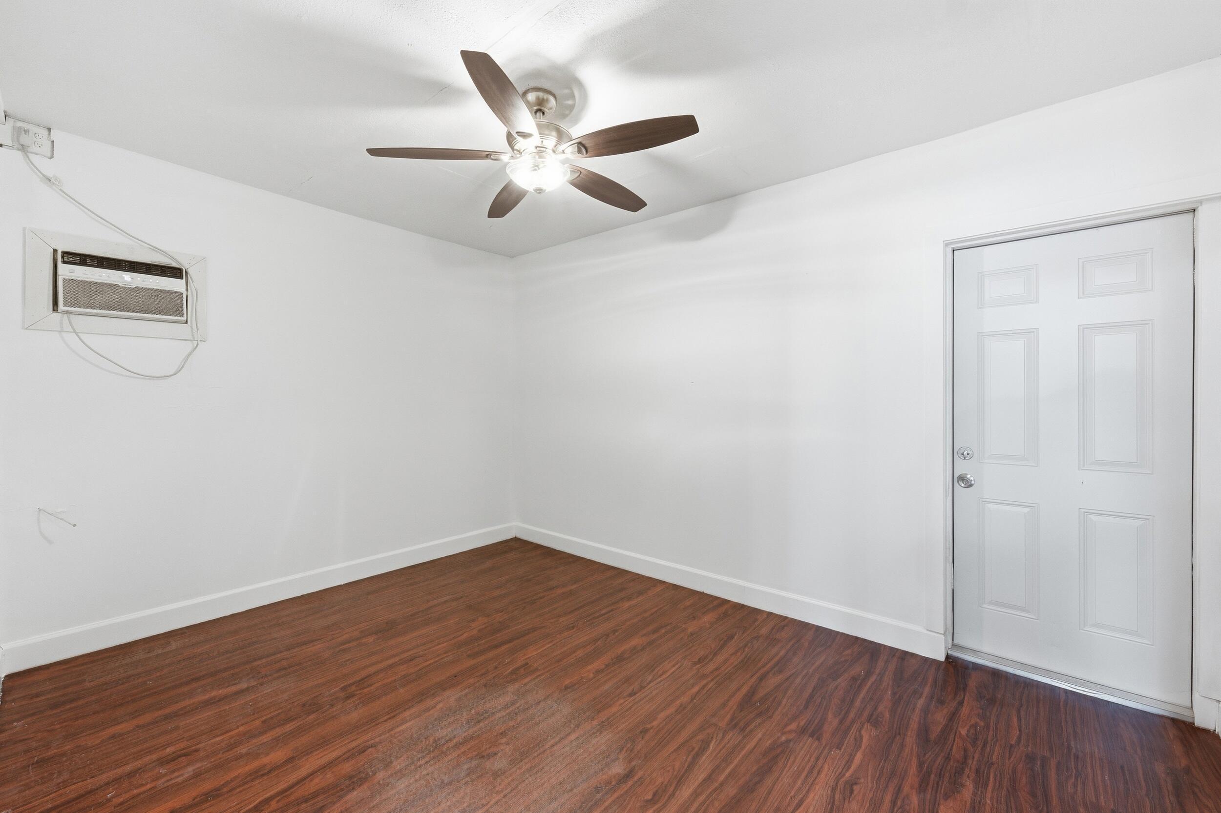 ROAN COURT IN - Residential Lease