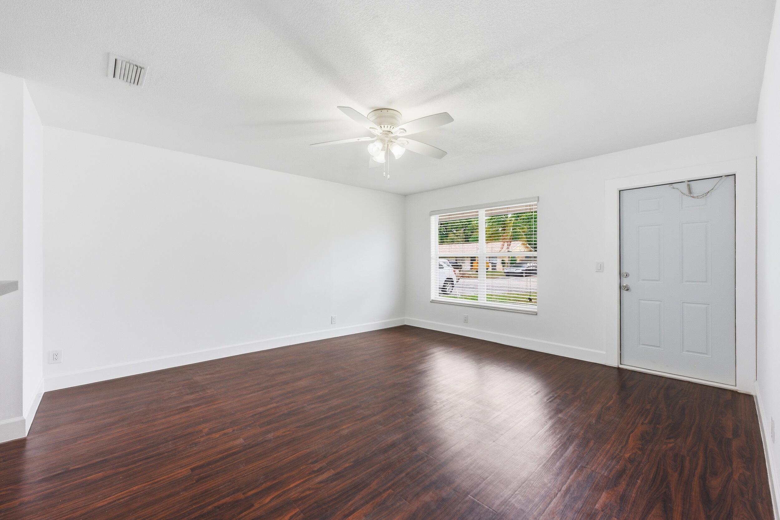 ROAN COURT IN - Residential Lease