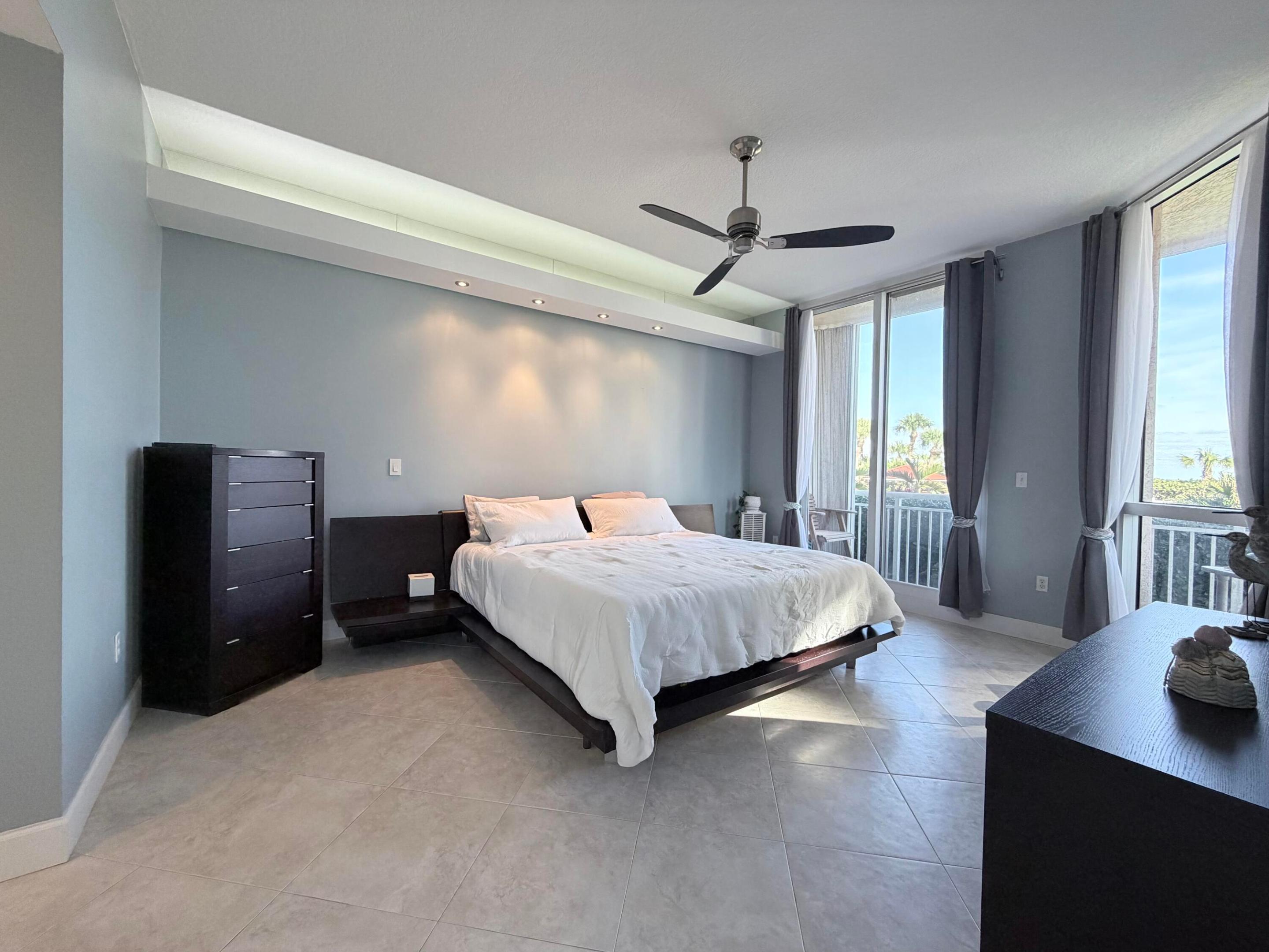 HIBISCUS BY THE SEA CONDOMINIUM - Residential