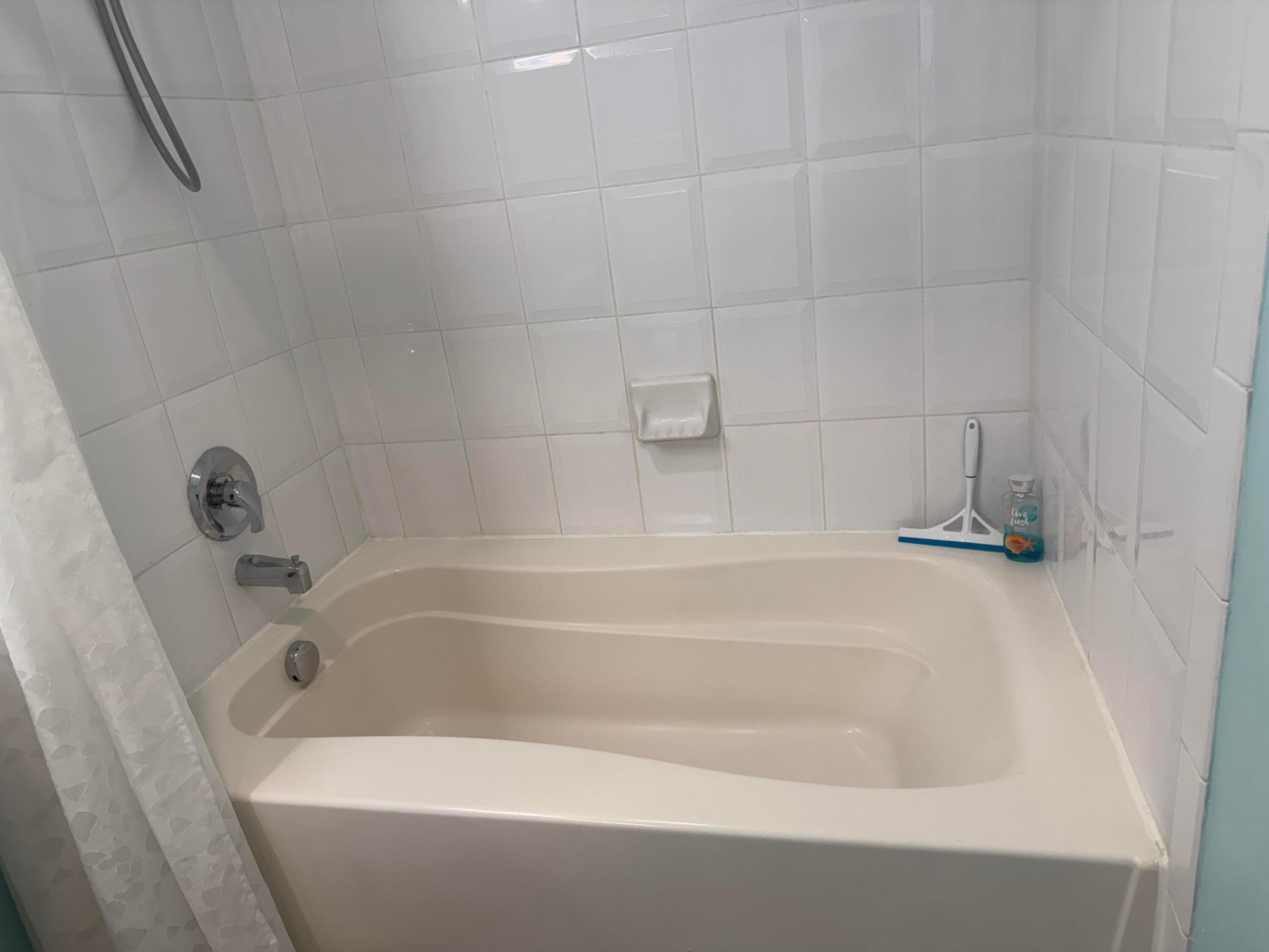 MONTECITO PALM BEACH CONDO - Residential Lease