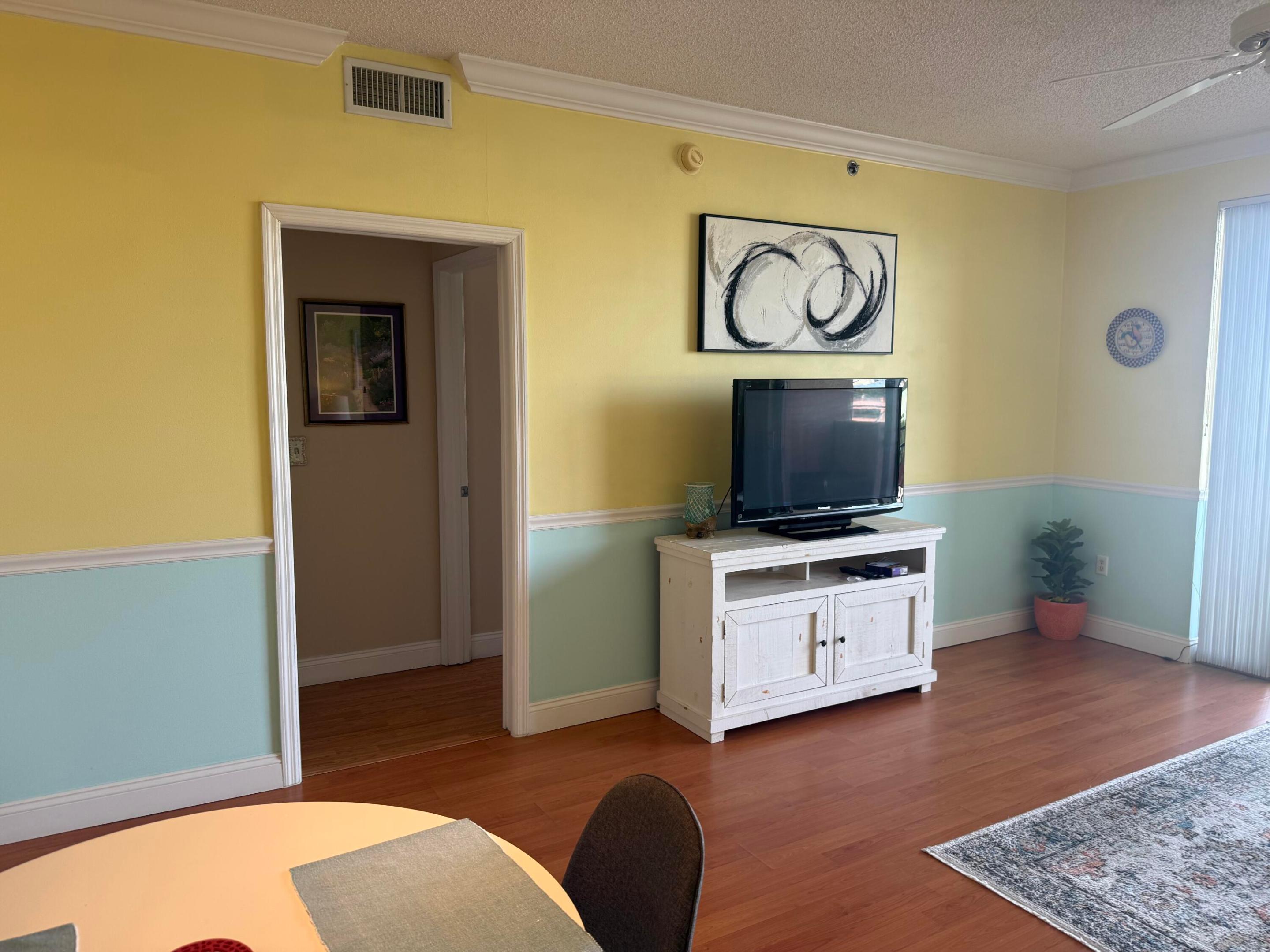 MONTECITO PALM BEACH CONDO - Residential Lease