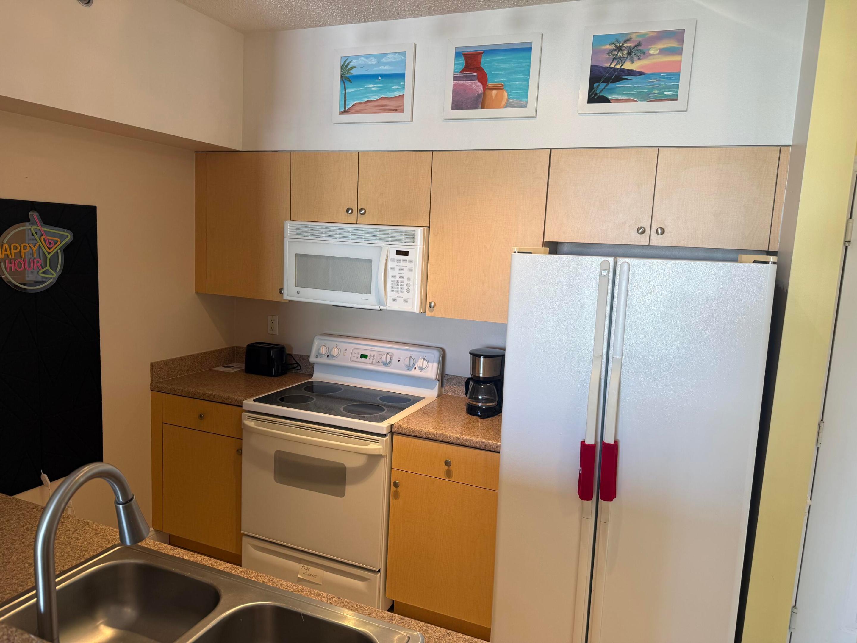 MONTECITO PALM BEACH CONDO - Residential Lease