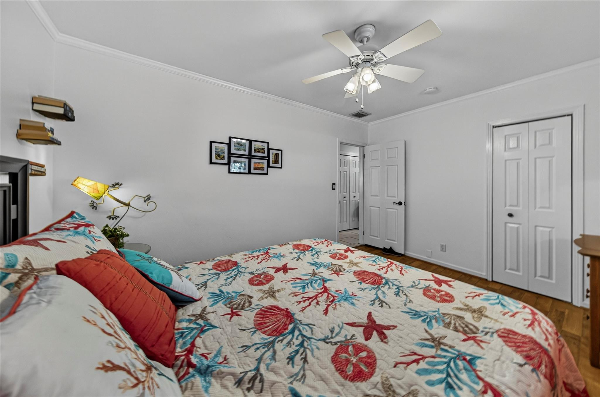 LYONS PARK - Residential
