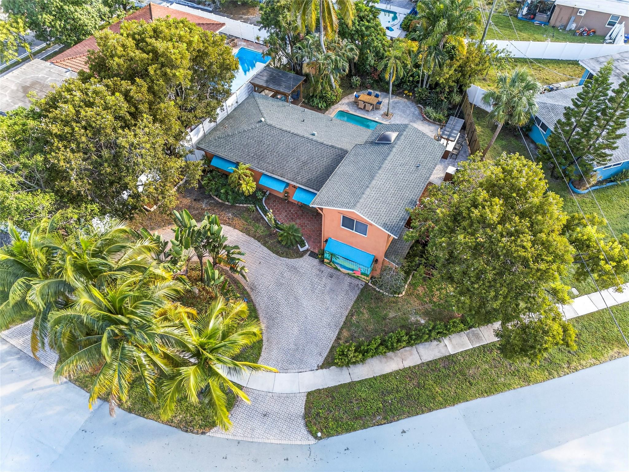 LYONS PARK - Residential