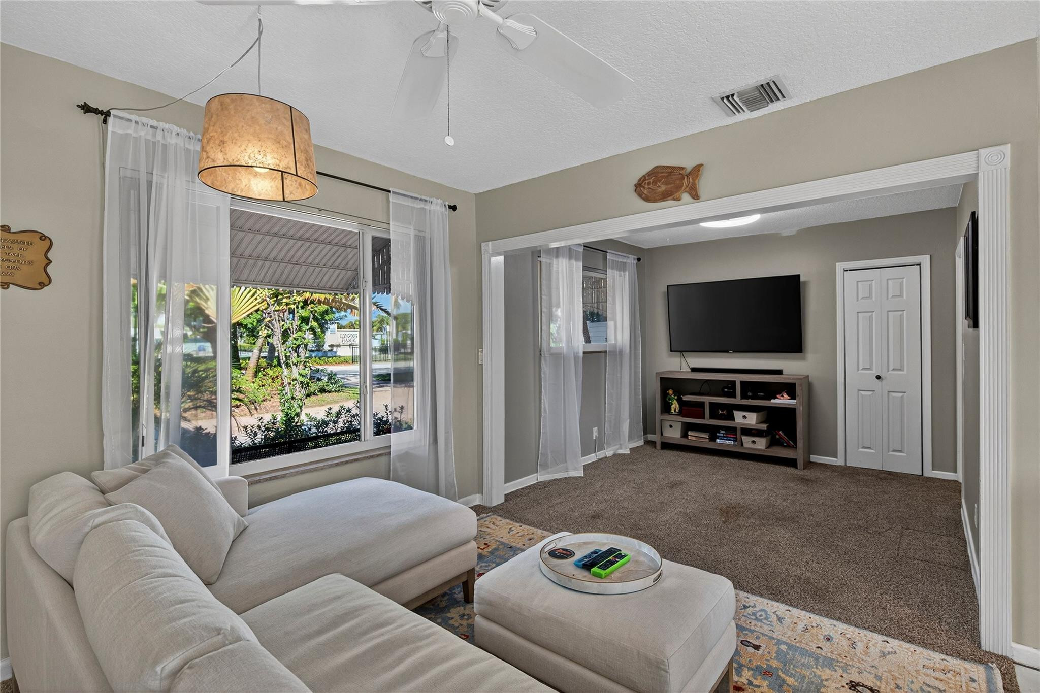 LYONS PARK - Residential