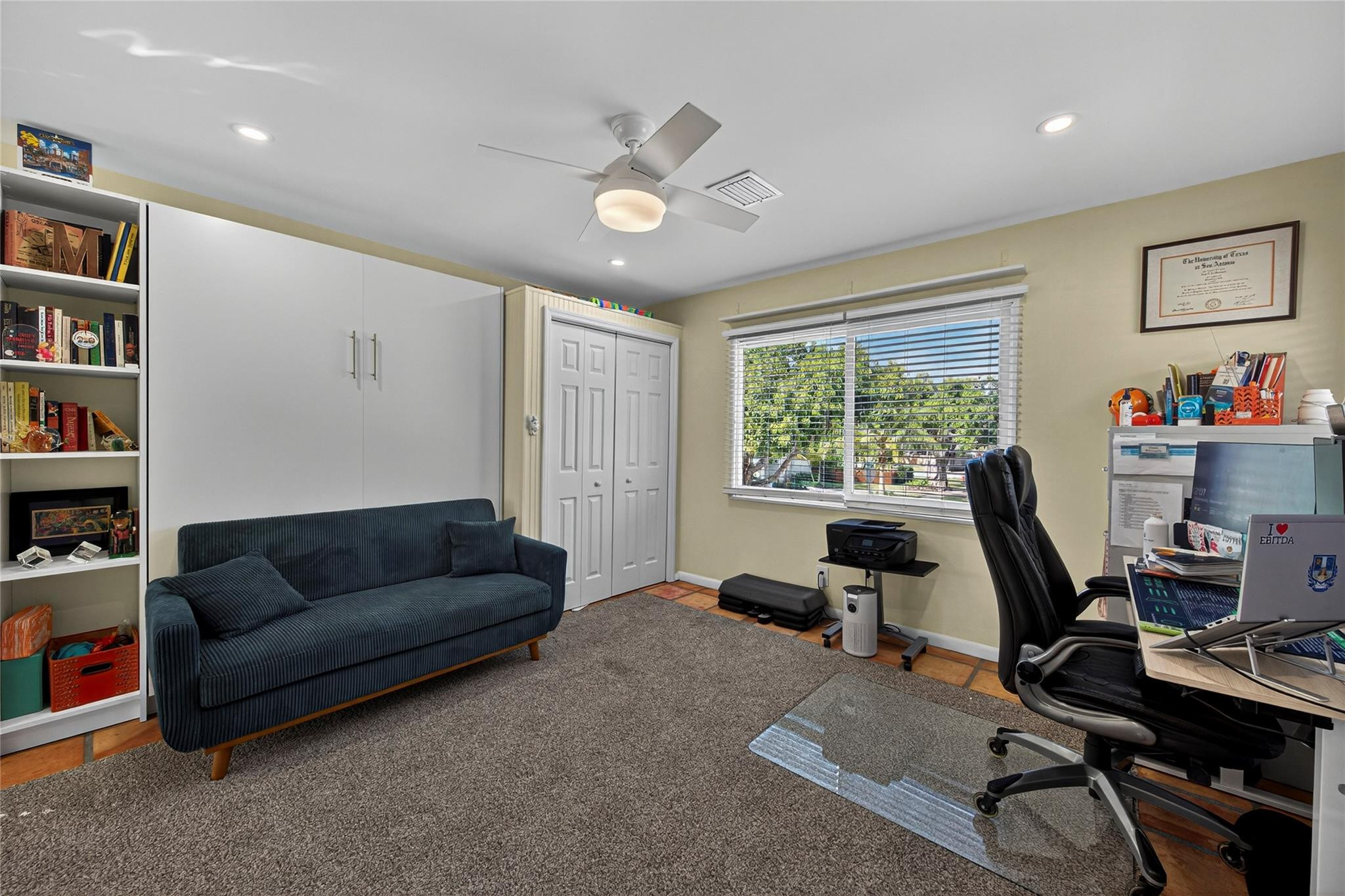 LYONS PARK - Residential