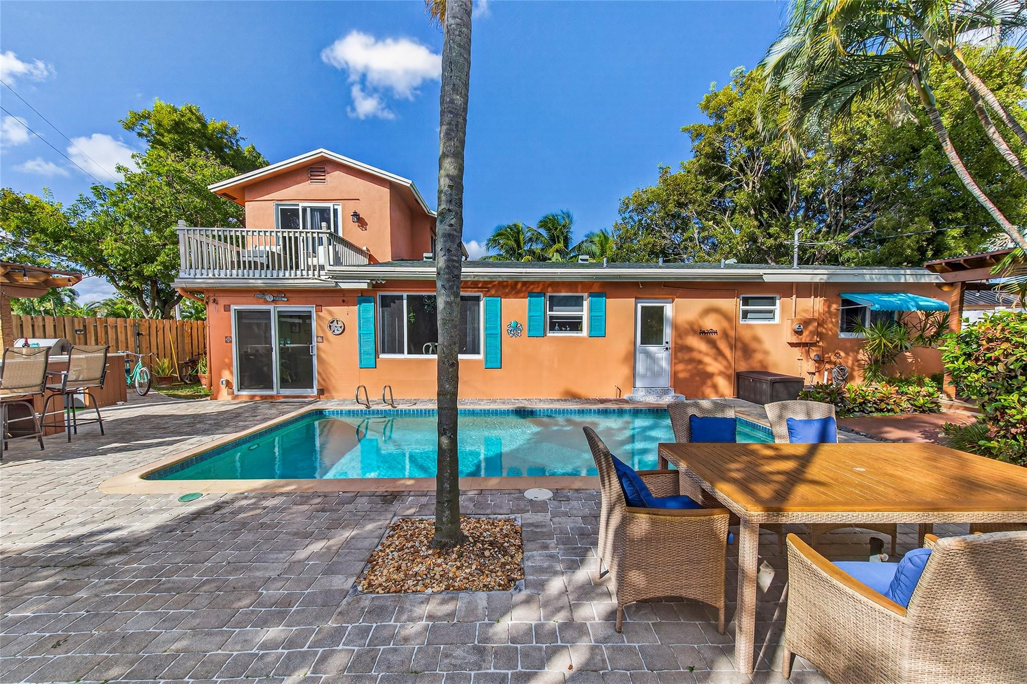 LYONS PARK - Residential