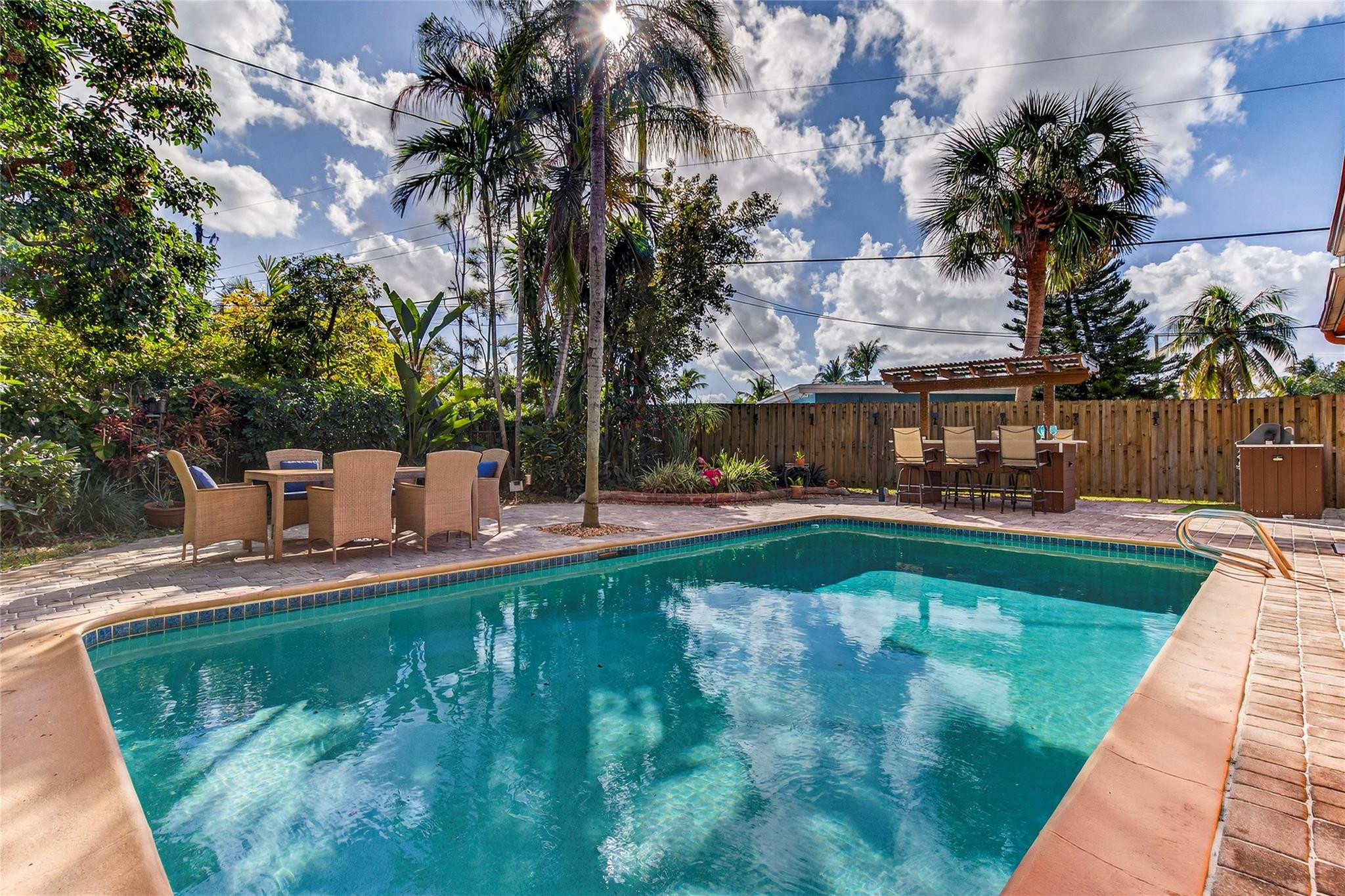 LYONS PARK - Residential