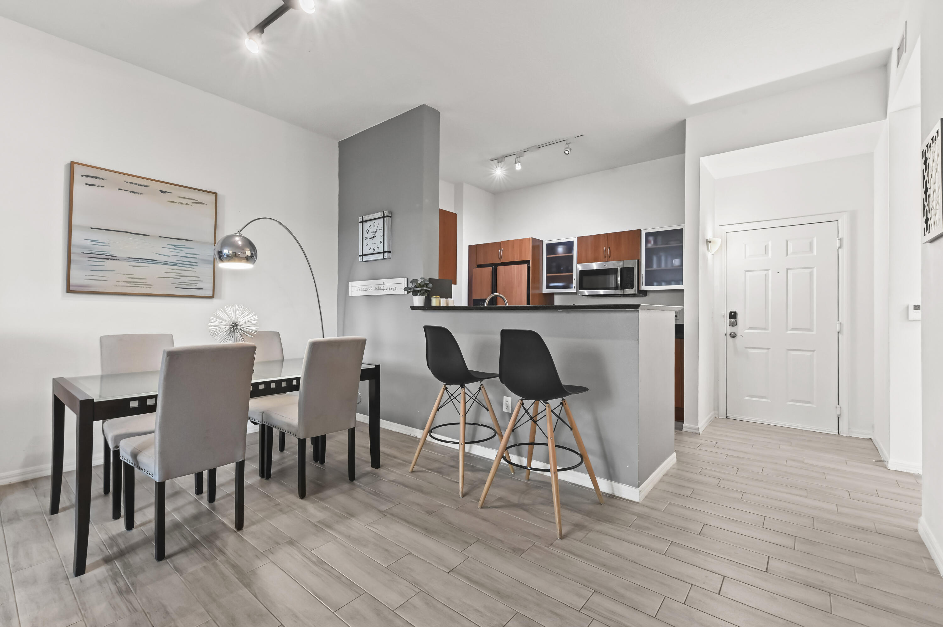 MOORINGS AT LANTANA - Residential