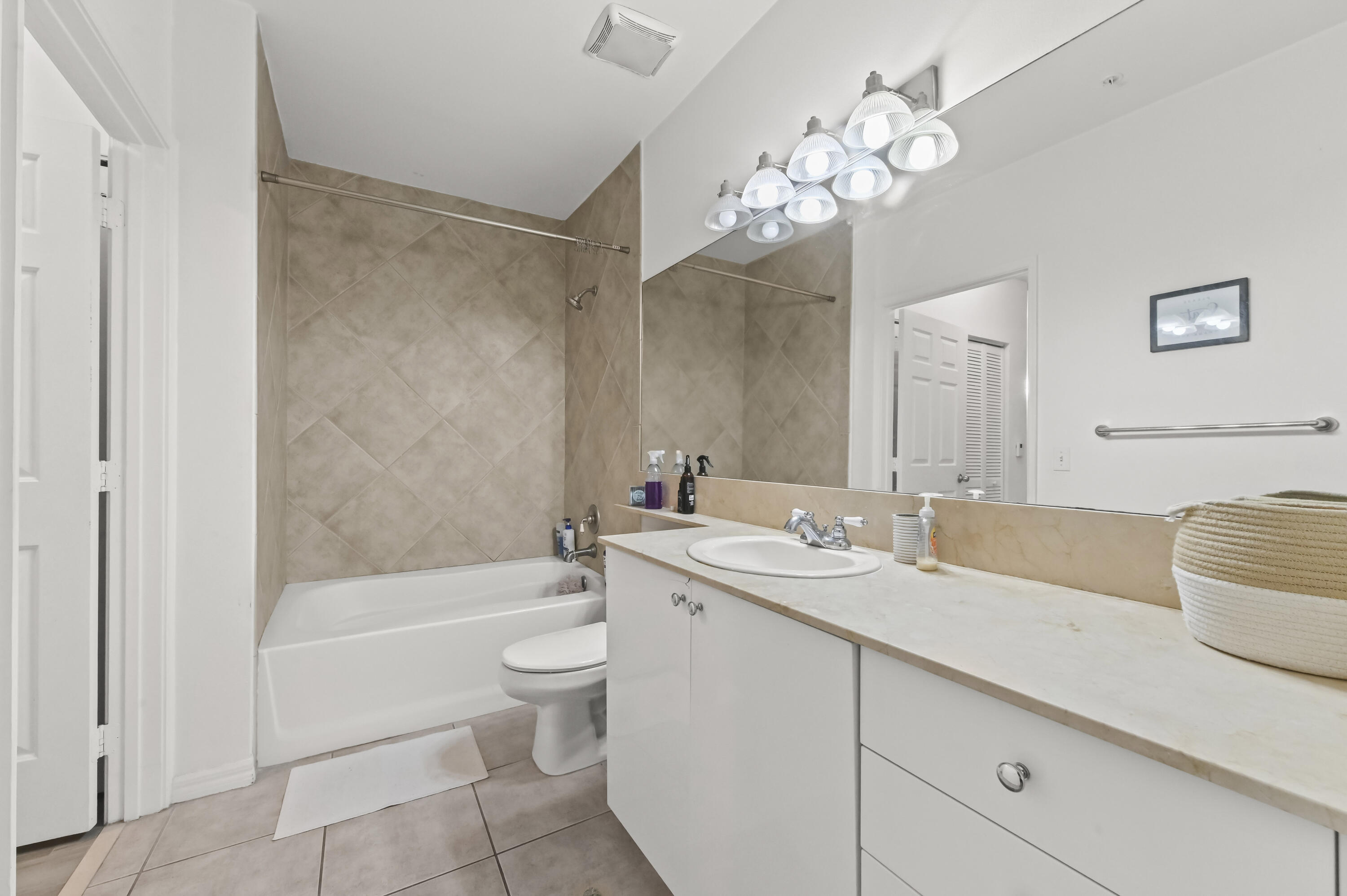 MOORINGS AT LANTANA - Residential