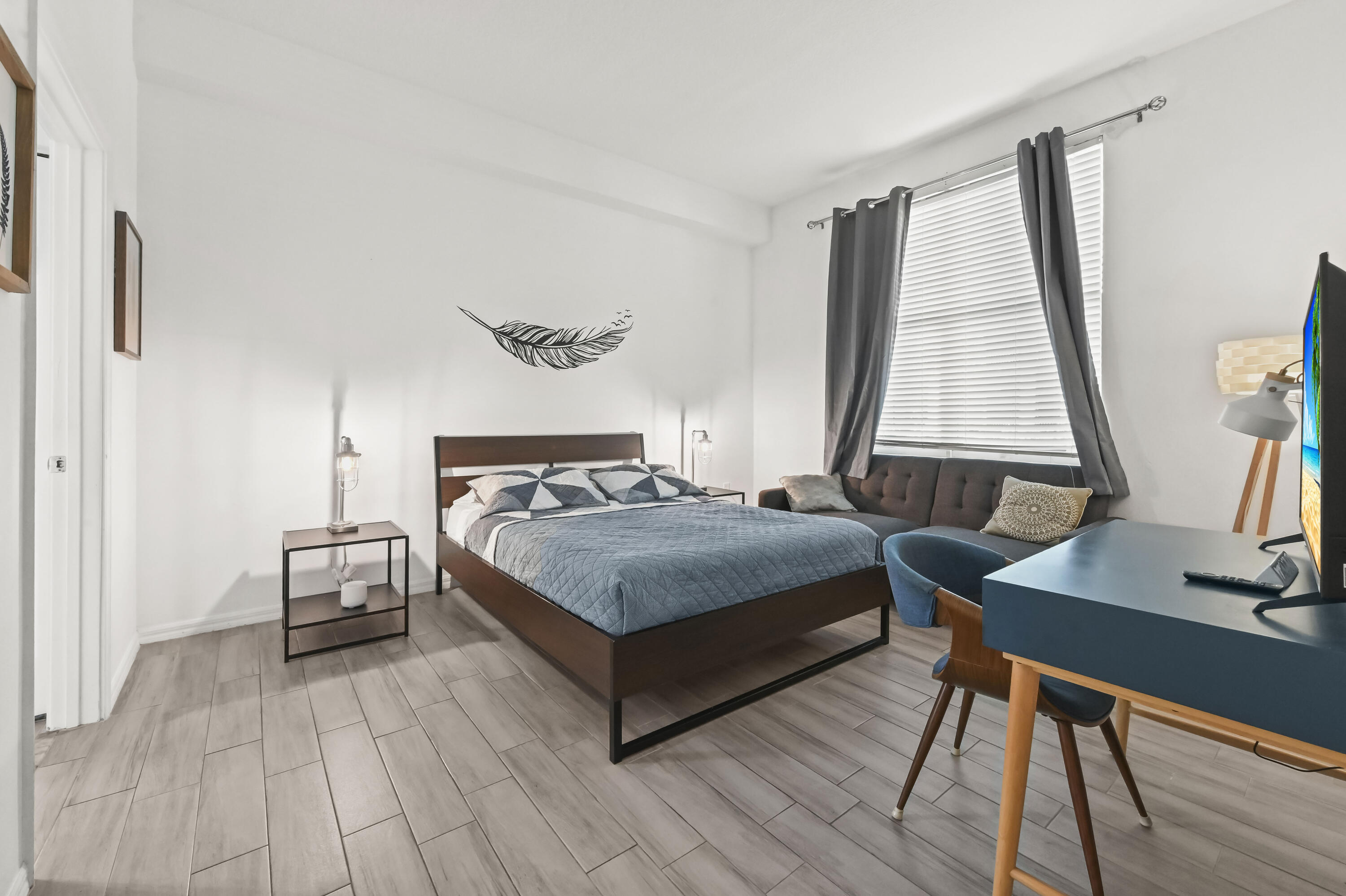 MOORINGS AT LANTANA - Residential