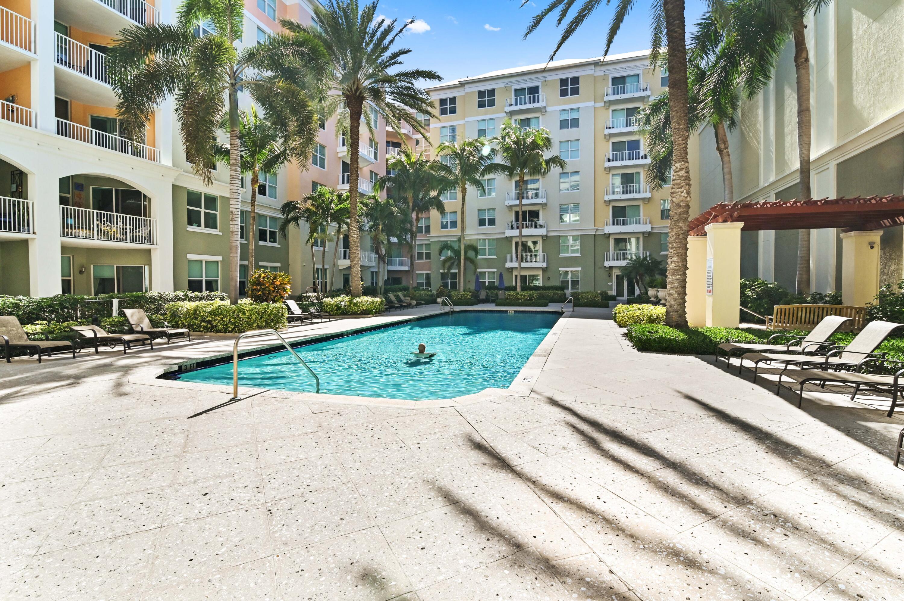MOORINGS AT LANTANA - Residential