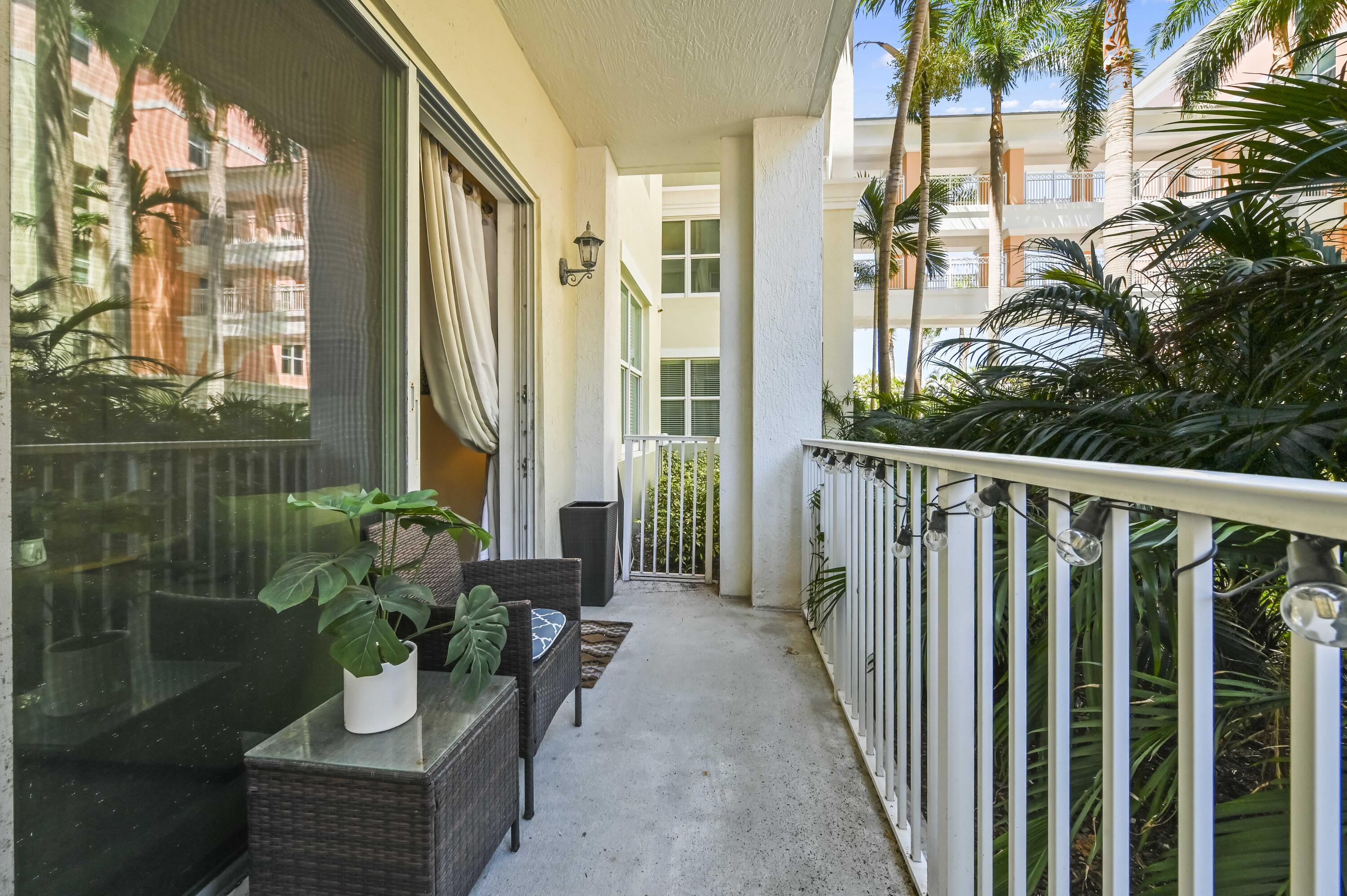 MOORINGS AT LANTANA - Residential