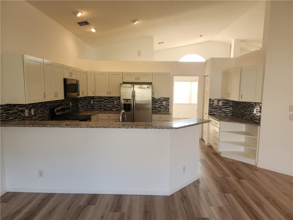 Lakeridge Falls - Residential