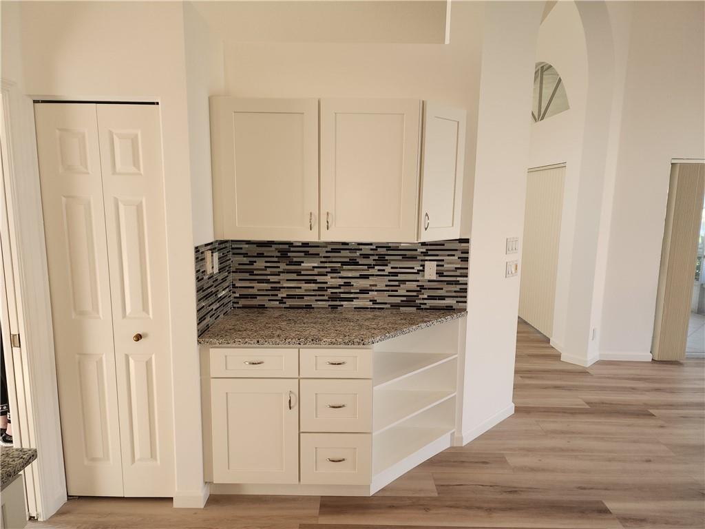 Lakeridge Falls - Residential