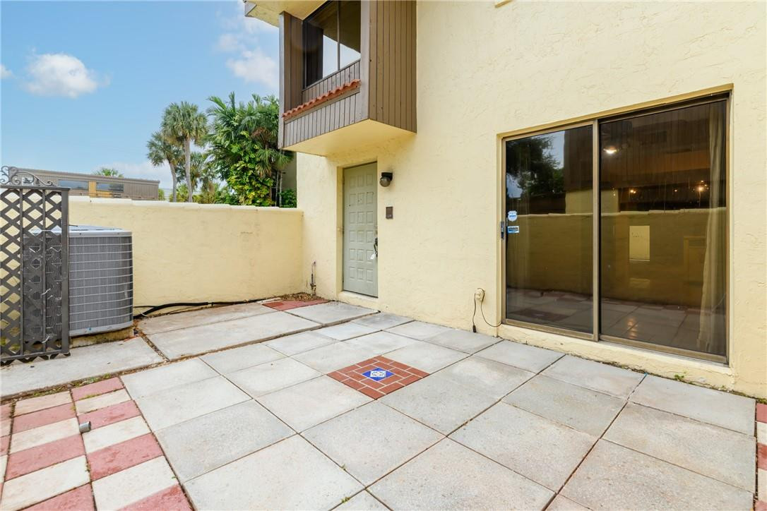 MEADOW KNOLL - Residential