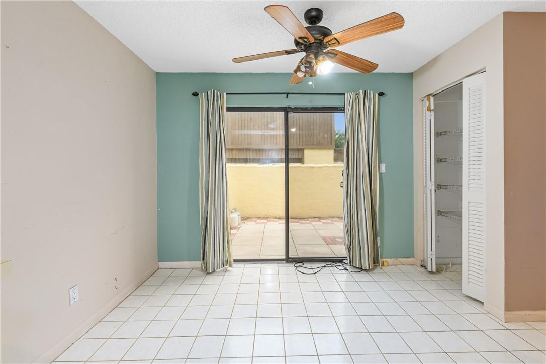 MEADOW KNOLL - Residential
