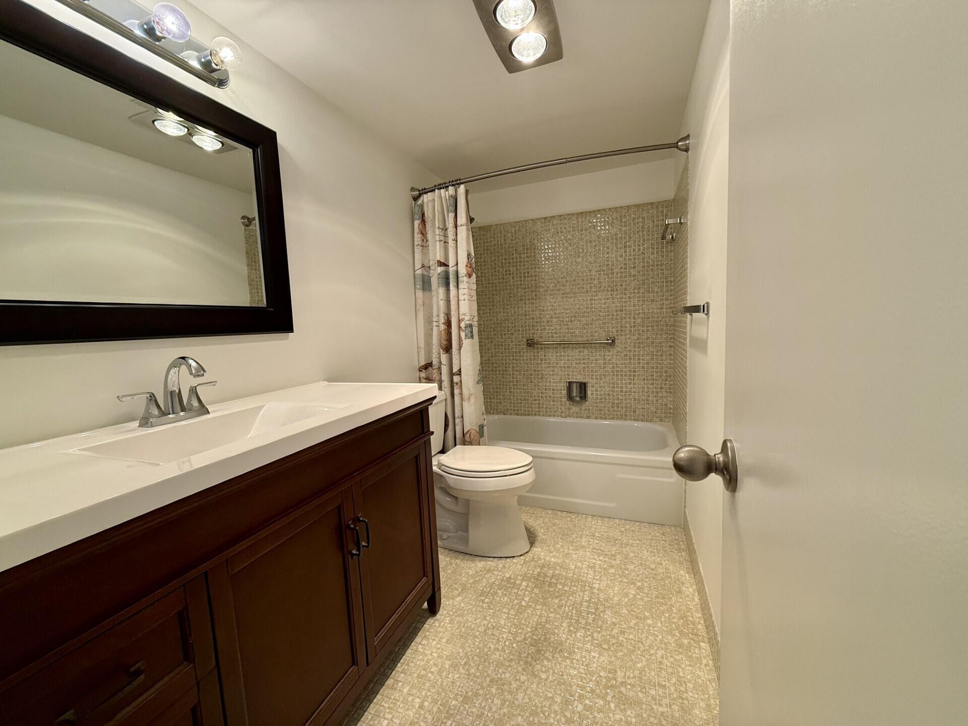 SOMERSET CONDOS - Residential Lease