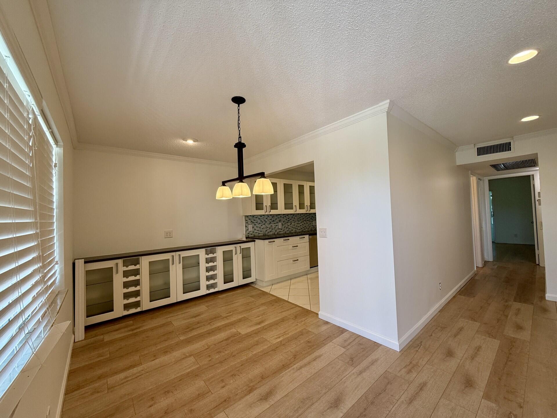 SOMERSET CONDOS - Residential Lease