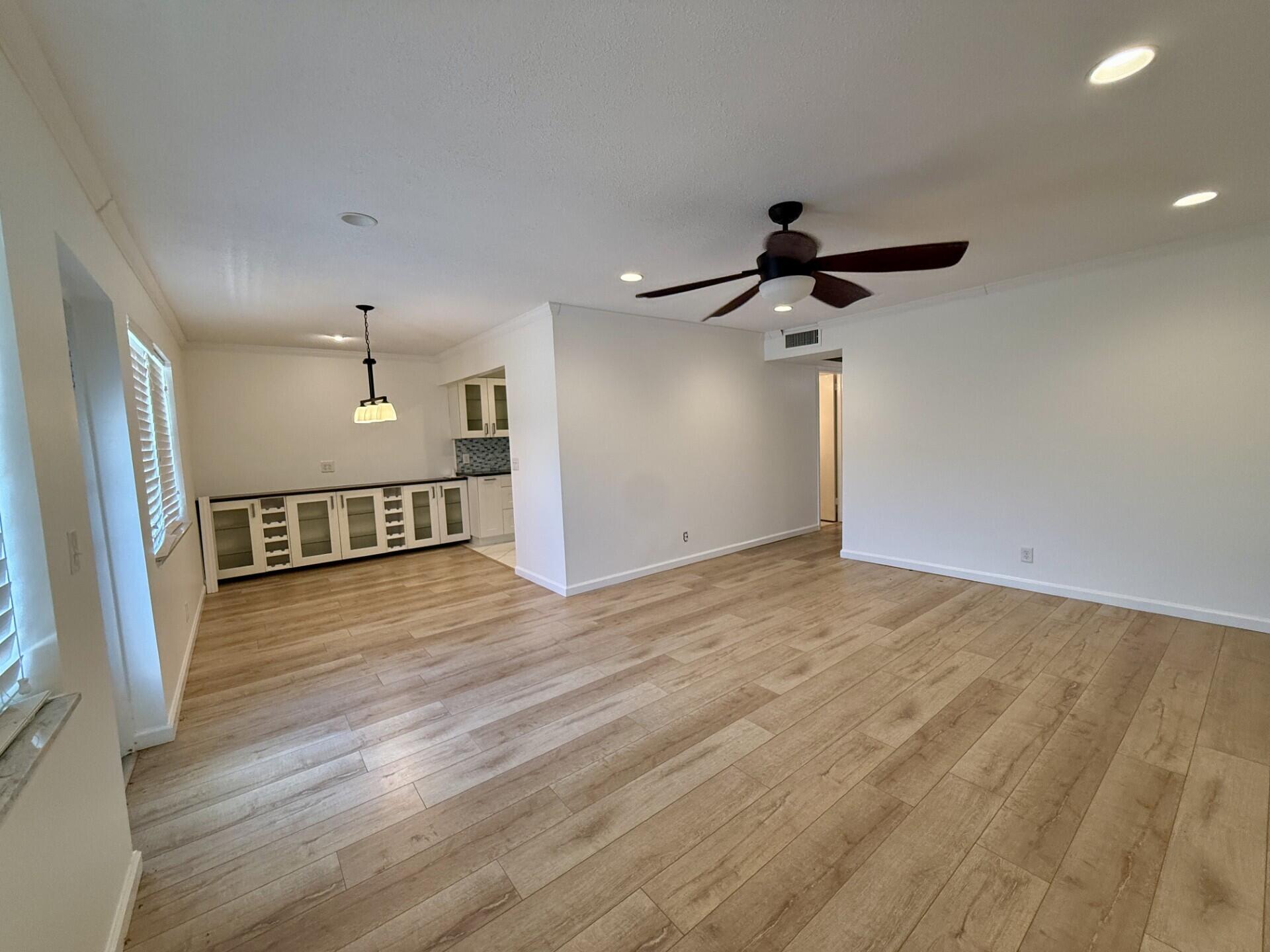 SOMERSET CONDOS - Residential Lease