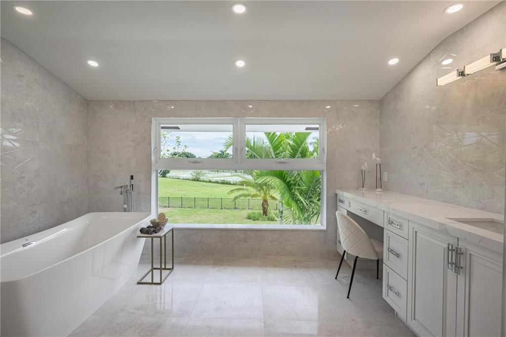 EVERGLADES SUGAR & LAND C - Residential