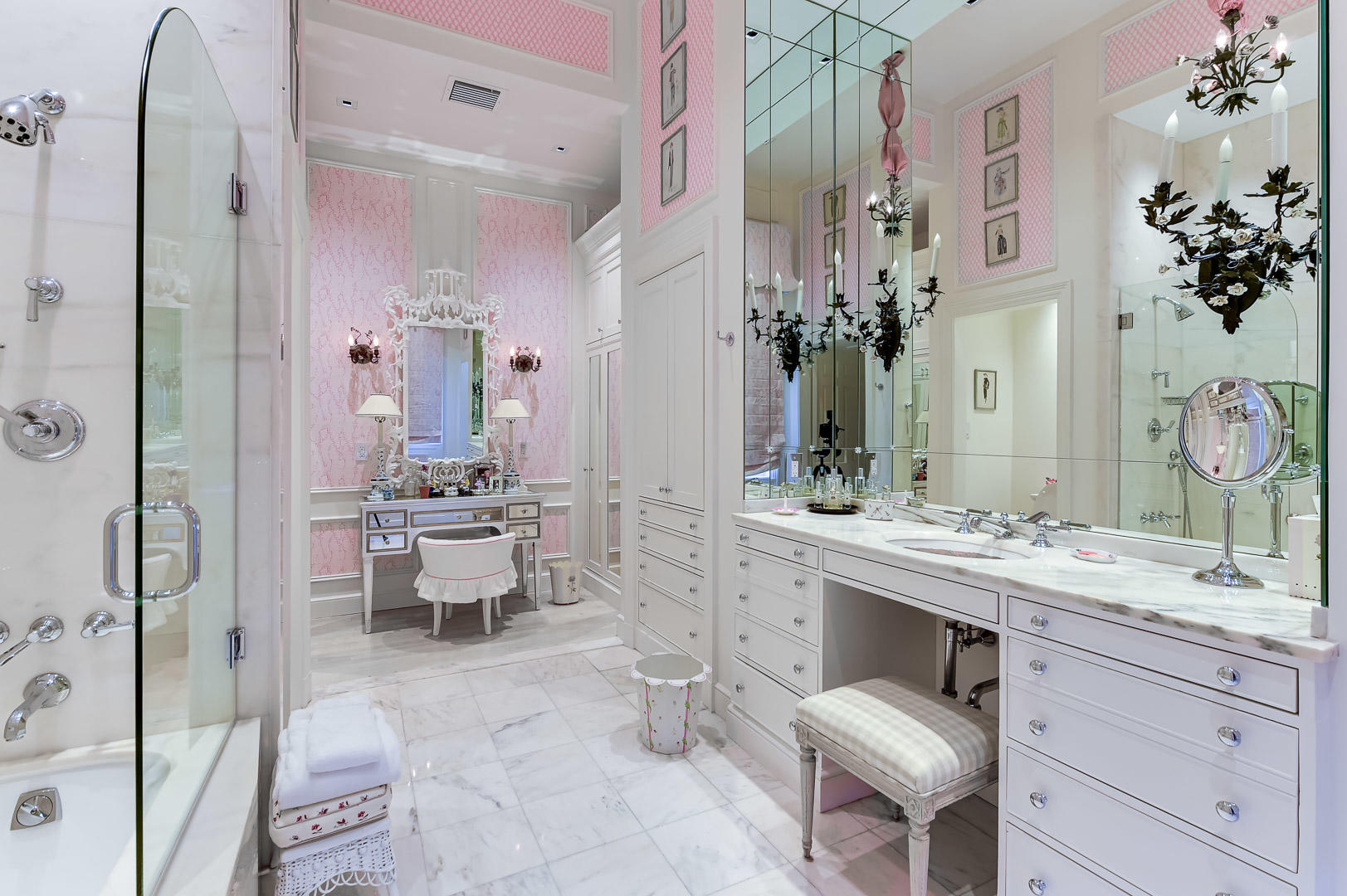 REGENTS PARK - Residential