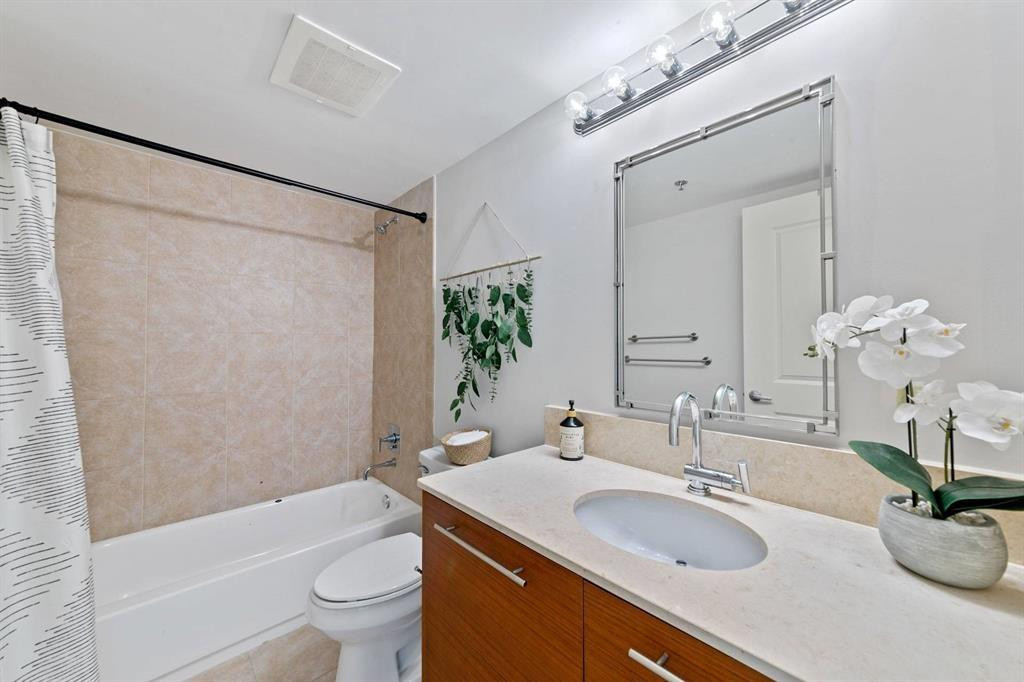 TAO SAWGRASS CONDOMINIUM - Residential Lease